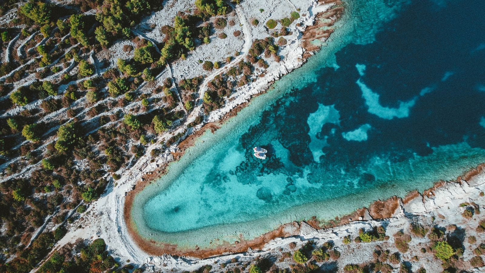 Meteo in Croazia: quando andare al mare (temperature mese per mese) nel 2026 3 Differenze di clima tra nord, sud ed entroterra