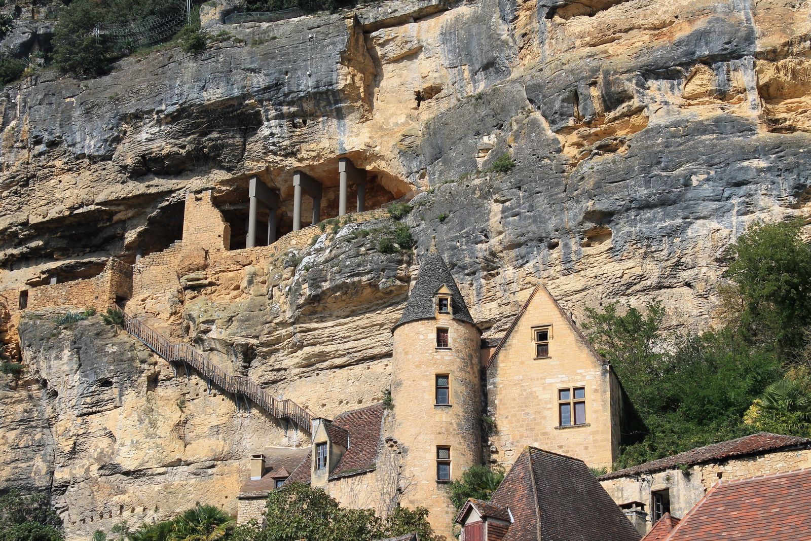 Velké schodiště (Grand Escalier) v Rocamadouru
