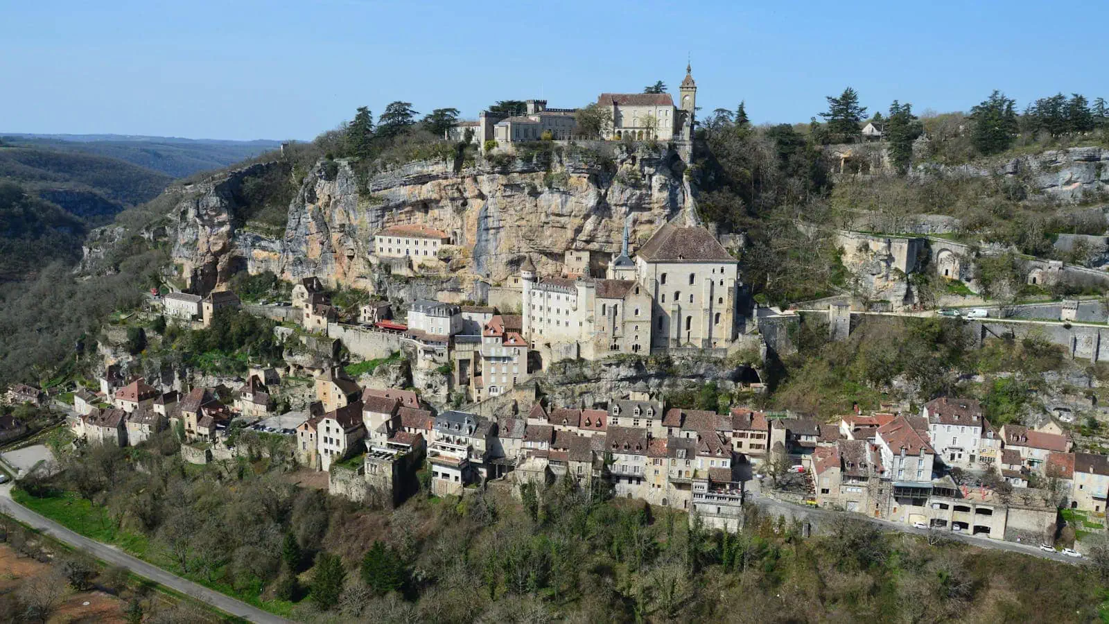 Rocamadour, Francúzsko: 11 tipov + Gouffre de Padirac v roku 2026 8 Svätyne a kaplnka Notre-Dame v Rocamadoure