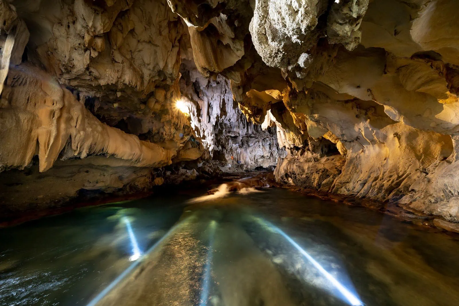 Rocamadour, Frankreich: 11 Tipps + Gouffre de Padirac im Jahr 2026 12 Unterirdische Höhle und Fluss in Padirac