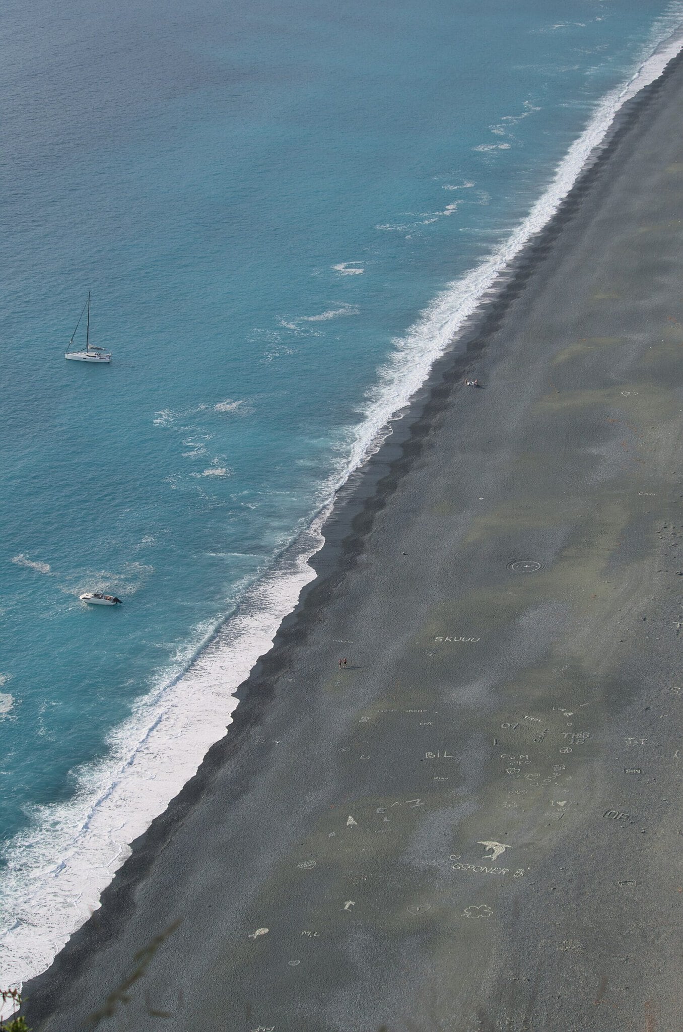 Bastia e Cap Corse, Corsica: 11 consigli per il 2026 91 Il drammatico villaggio di Nonza e la spiaggia nera