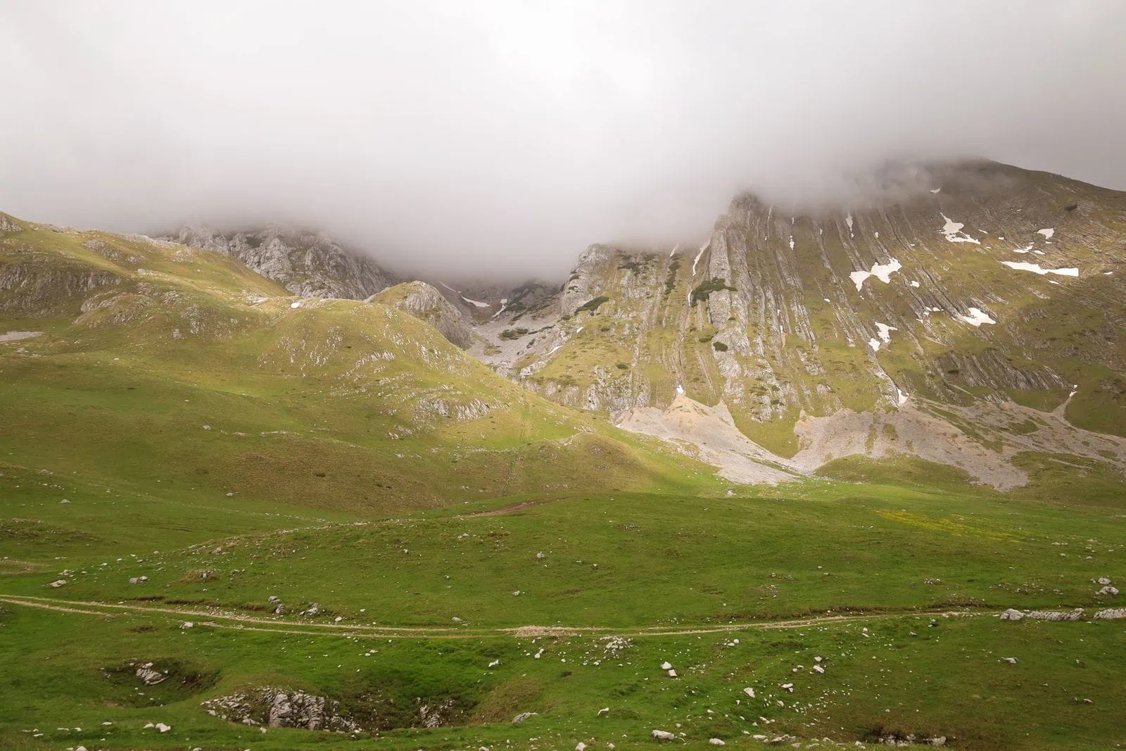 Durmitor National Park & Žabljak: 12 Hikes, Crno Jezero and Bobotov Kuk 10 Ćurevac viewpoint: A majestic view into the heart of the Earth