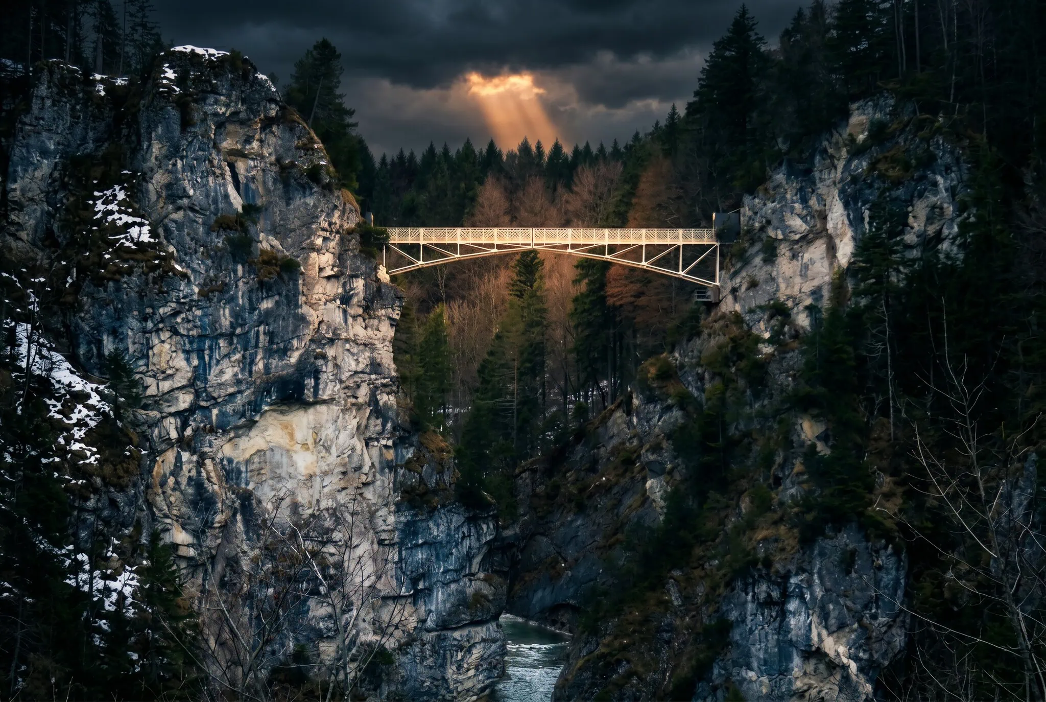 Schloss Neuschwanstein: 14 Tipps für deinen Besuch 2026 17 Pöllatschlucht unterhalb des Schlosses