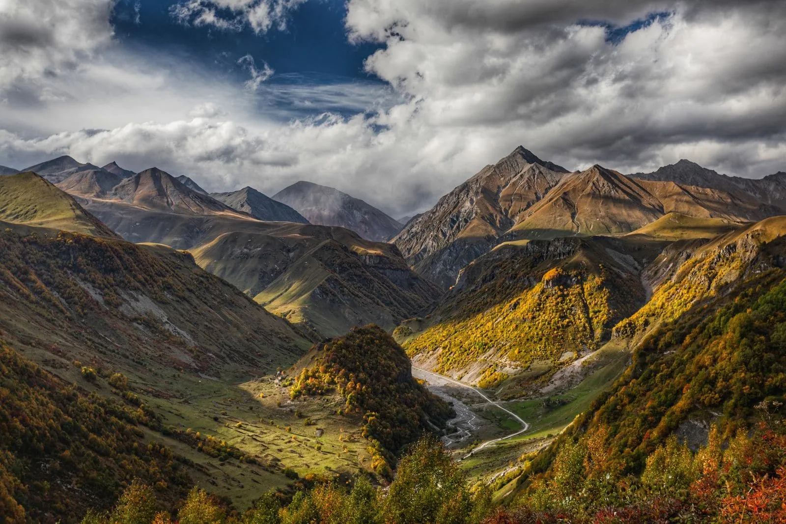 Wann nach Georgien reisen? Wetter und beste Reisezeit Monat für Monat 2026 14 November: Zeit für Thermen und zum Geldsparen