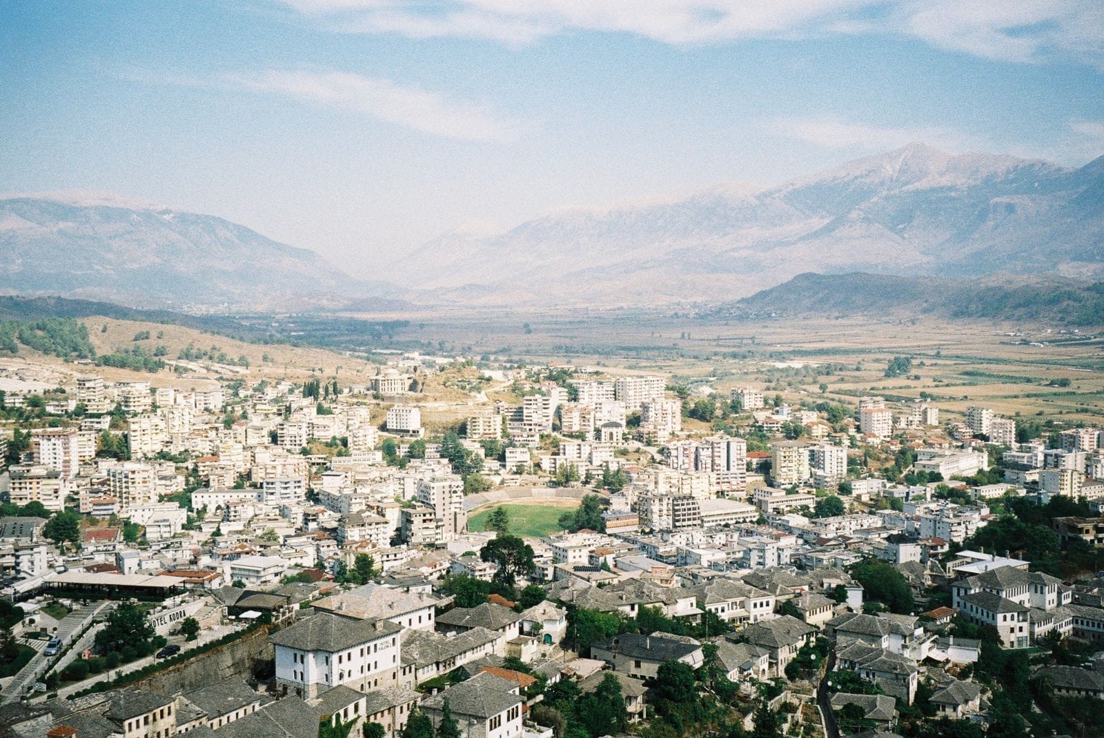 Gjirokastër, Albânia: 8 dicas para a cidade de pedra e o castelo 1 Resumo para quem não tem tempo de ler o artigo inteiro