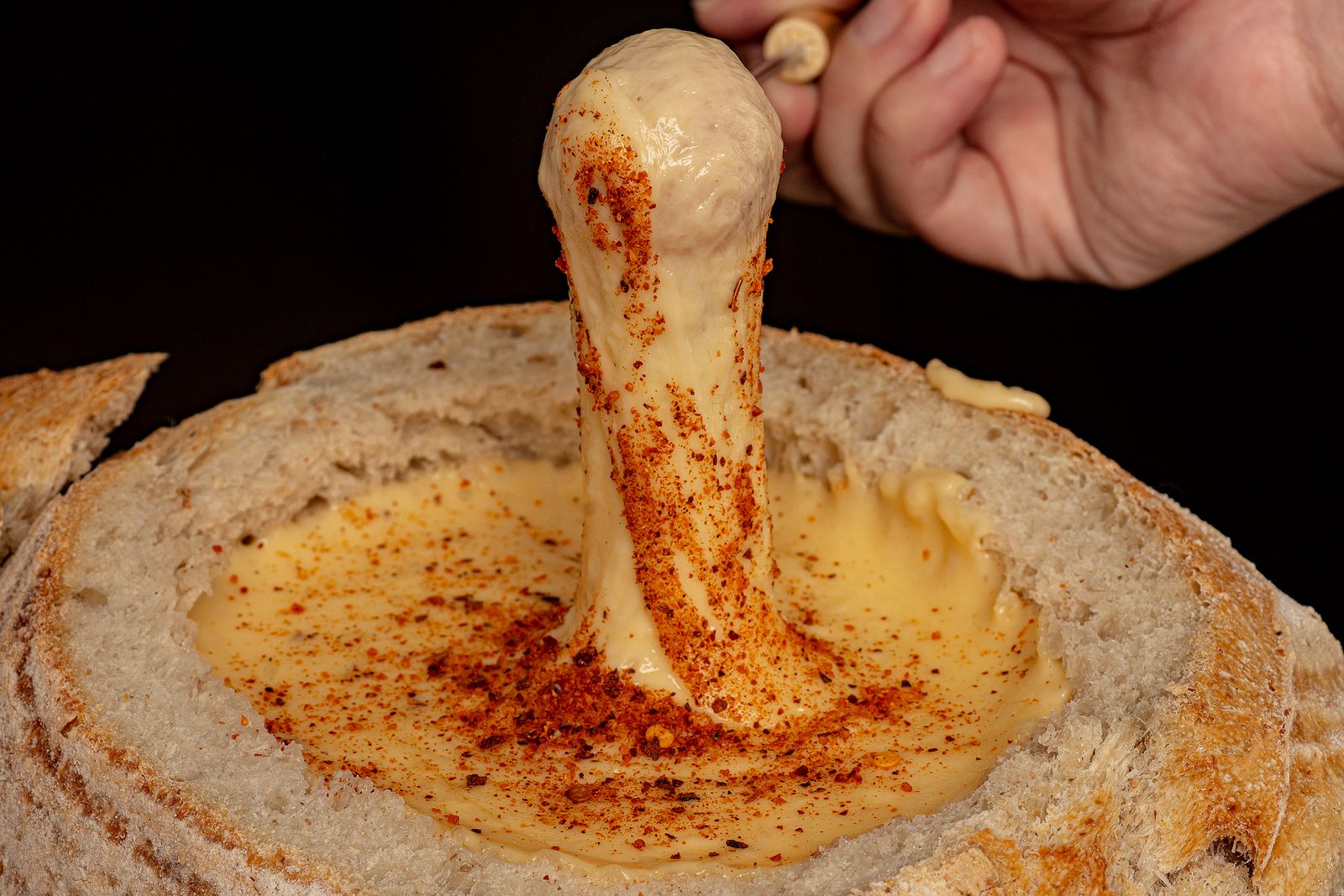 Dovolená Švýcarsko: 19 tipů, kam jet a co vidět 25 Sýrové fondue, švýcarská klasika