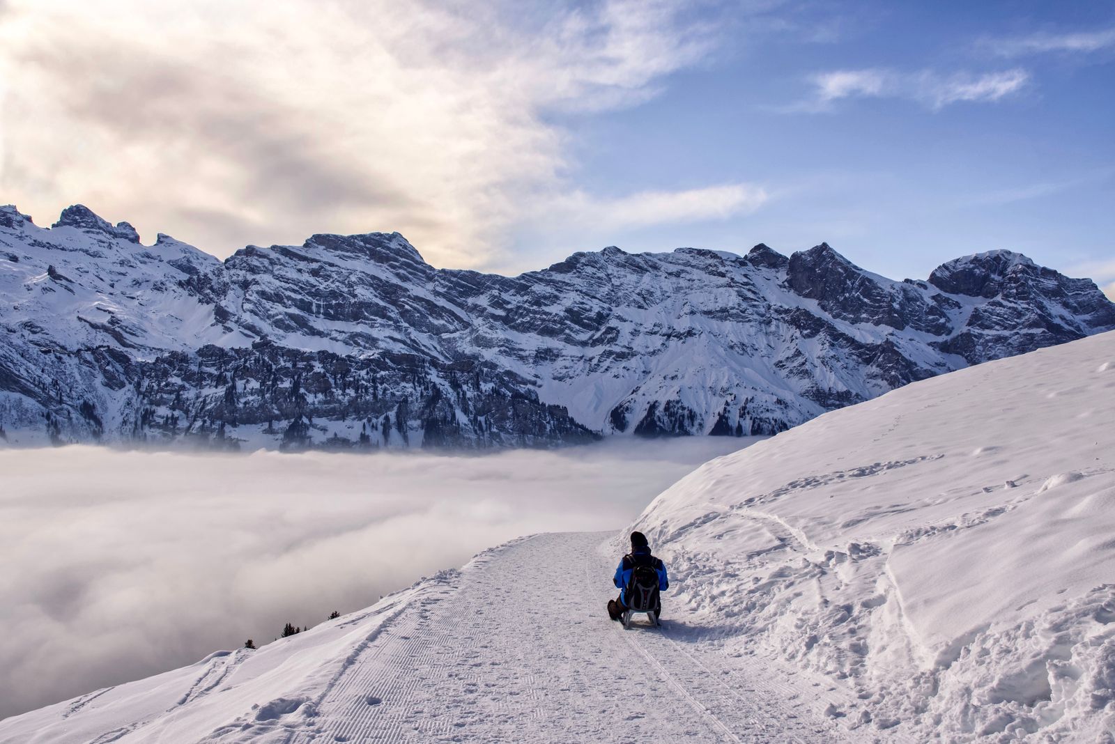 Grindelwald (Suiza): 14 cosas que ver y hacer (First, Bachalpsee y Jungfraujoch) 2026 21 Trineo en el Grindelwald invernal