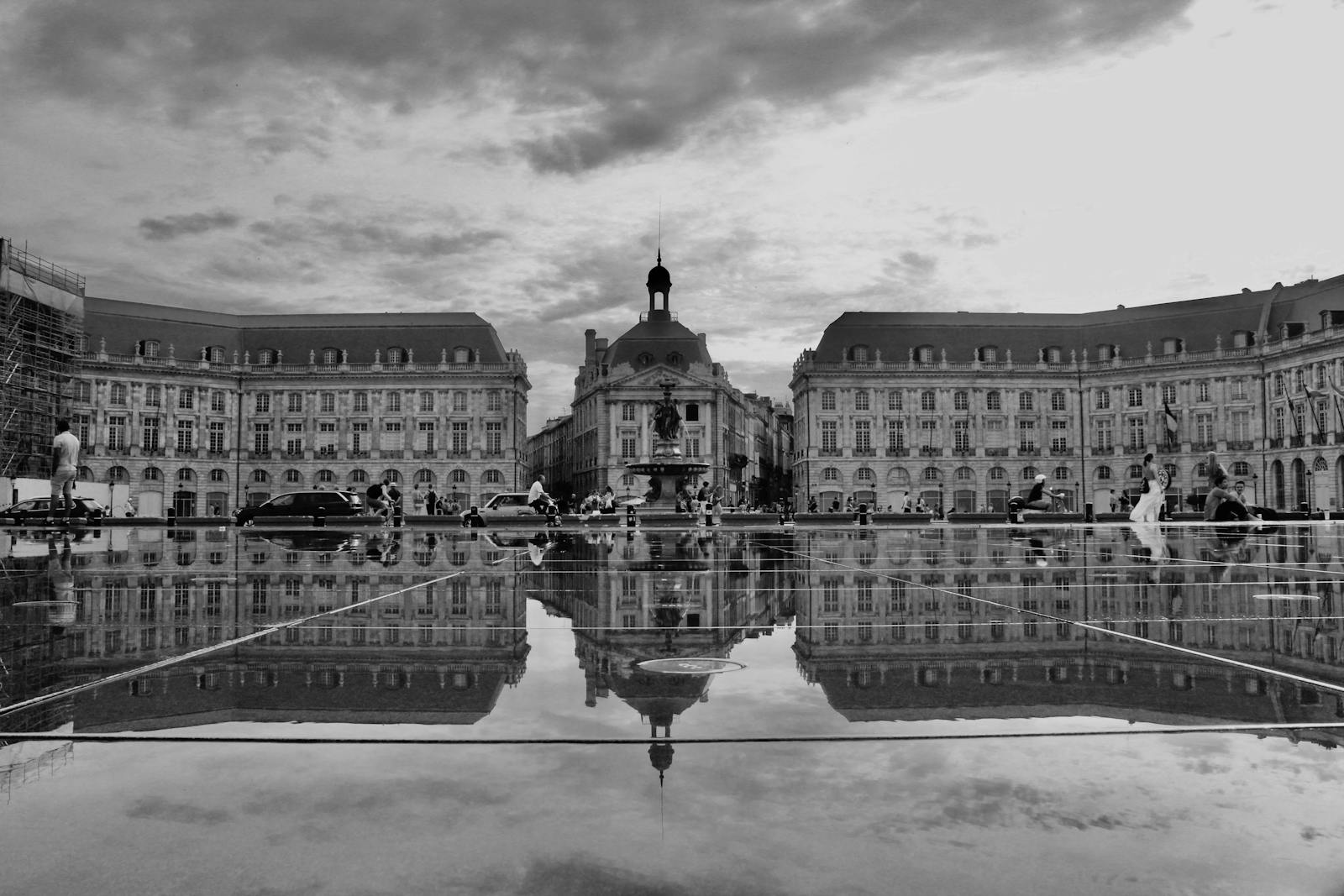 France Holidays: 30 Best Places to Visit in 2026 29 The wine capital of Bordeaux
