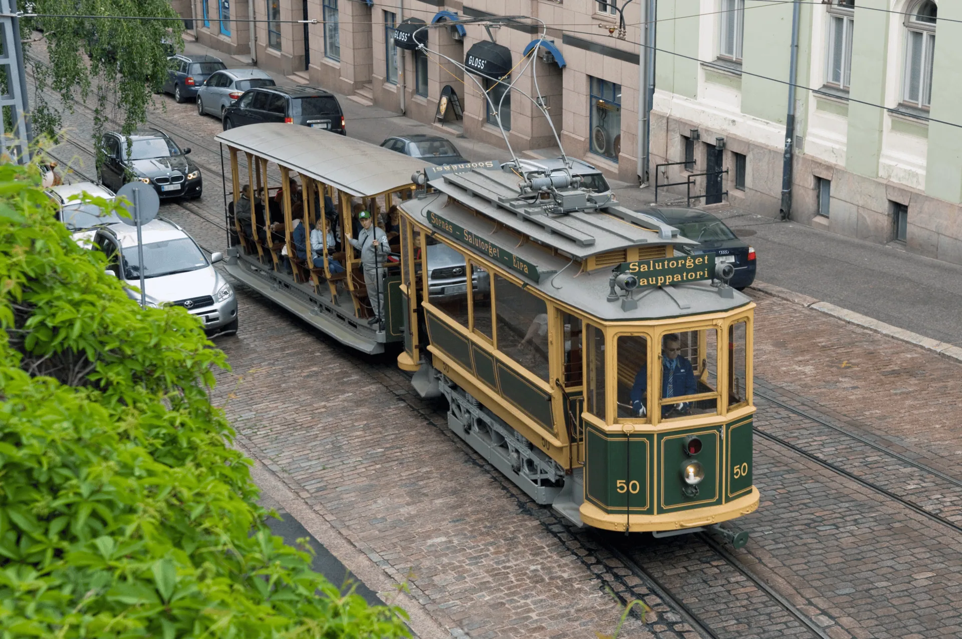 Helsinki (Finnország): 15 tipp, mit érdemes látni és csinálni a finn fővárosban 3 Villamos Helsinki belvárosában