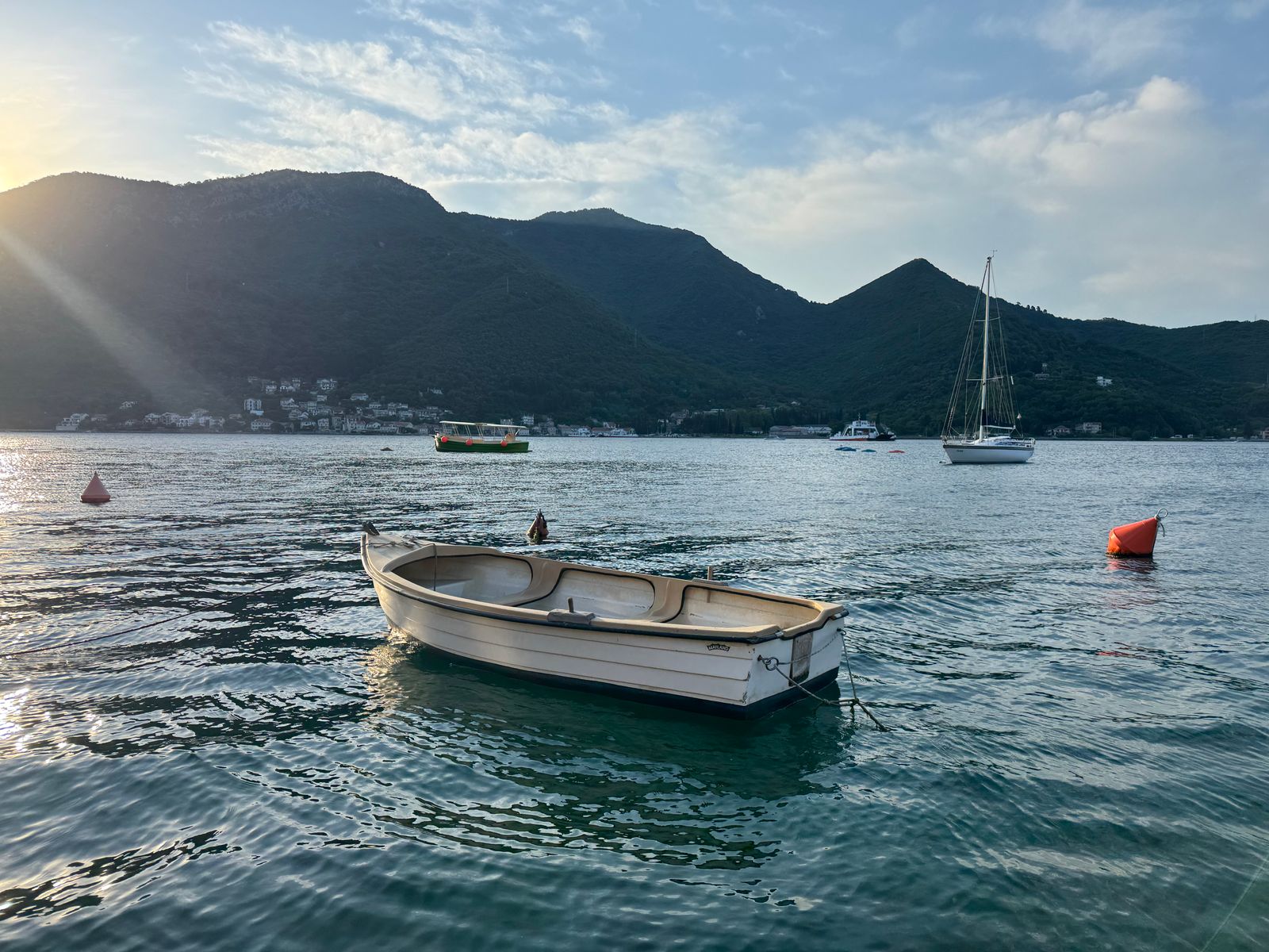 Herceg Novi, Černá Hora: 11 tipů na město schodů a bránu Boky 17 Často kladené otázky
