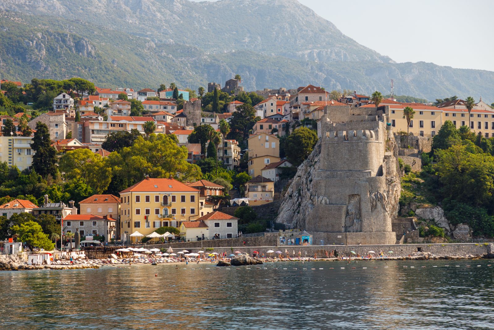 Herceg Novi, Černá Hora: 11 tipů na město schodů a bránu Boky 3 Kde se ubytovat v Herceg Novi