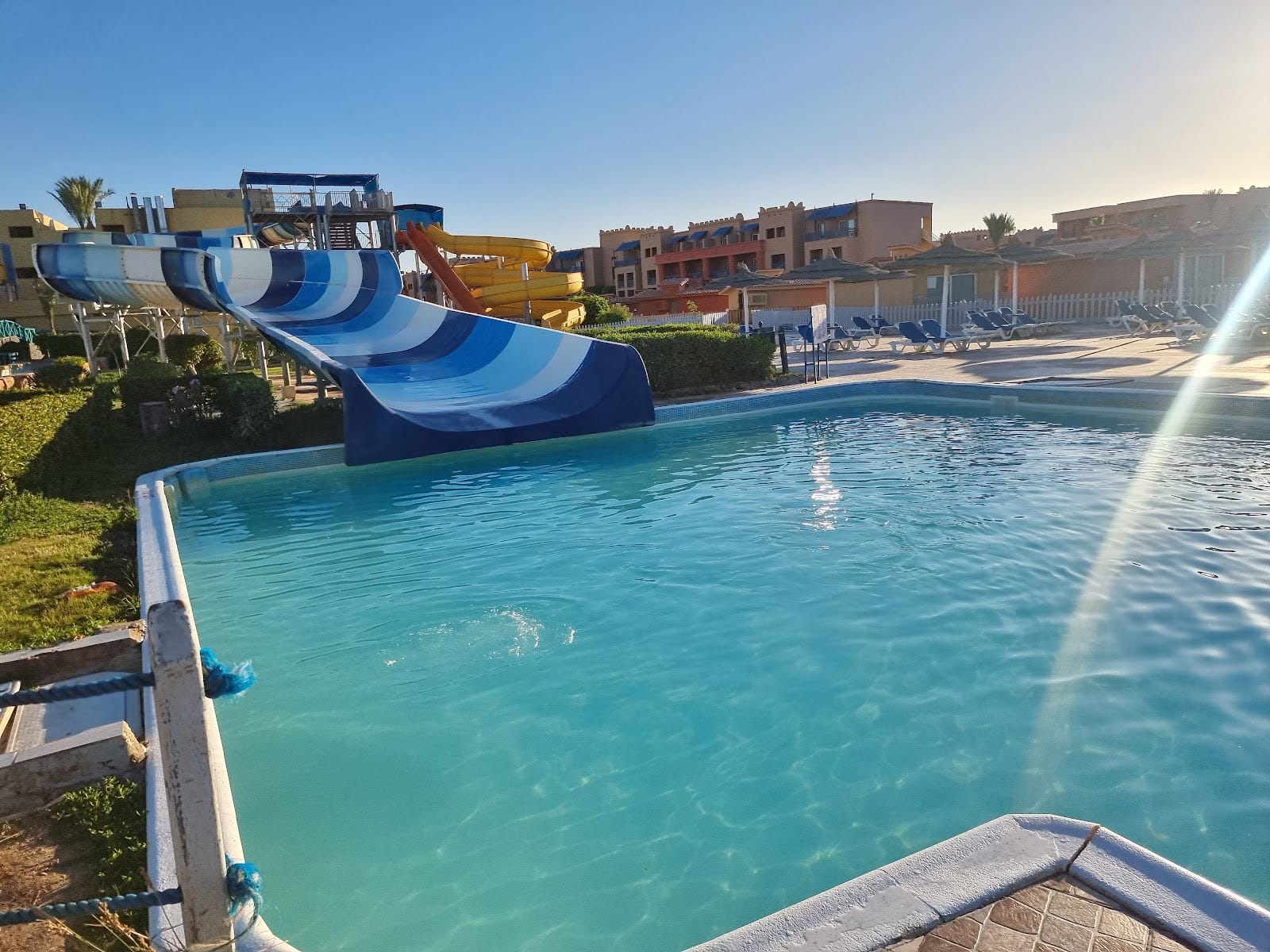 Najlepsze hotele w Hurghadzie: 8 propozycji na snorkeling, dla rodzin i luksus 4 Park wodny w Titanic Beach Spa & Aqua Park