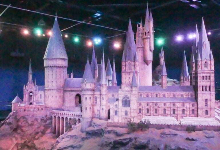 Velká Británie 13 Harry Potter studio Londýn: vstupenky, ceny a 14 tipů v roce 2026
