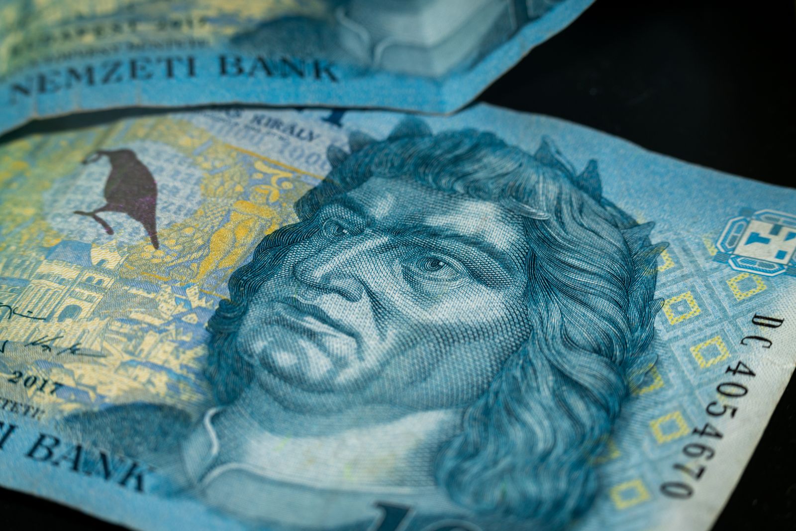 How to Get to Budapest, Hungary + Getting Around the City (2026) 3 Hungarian forint banknotes