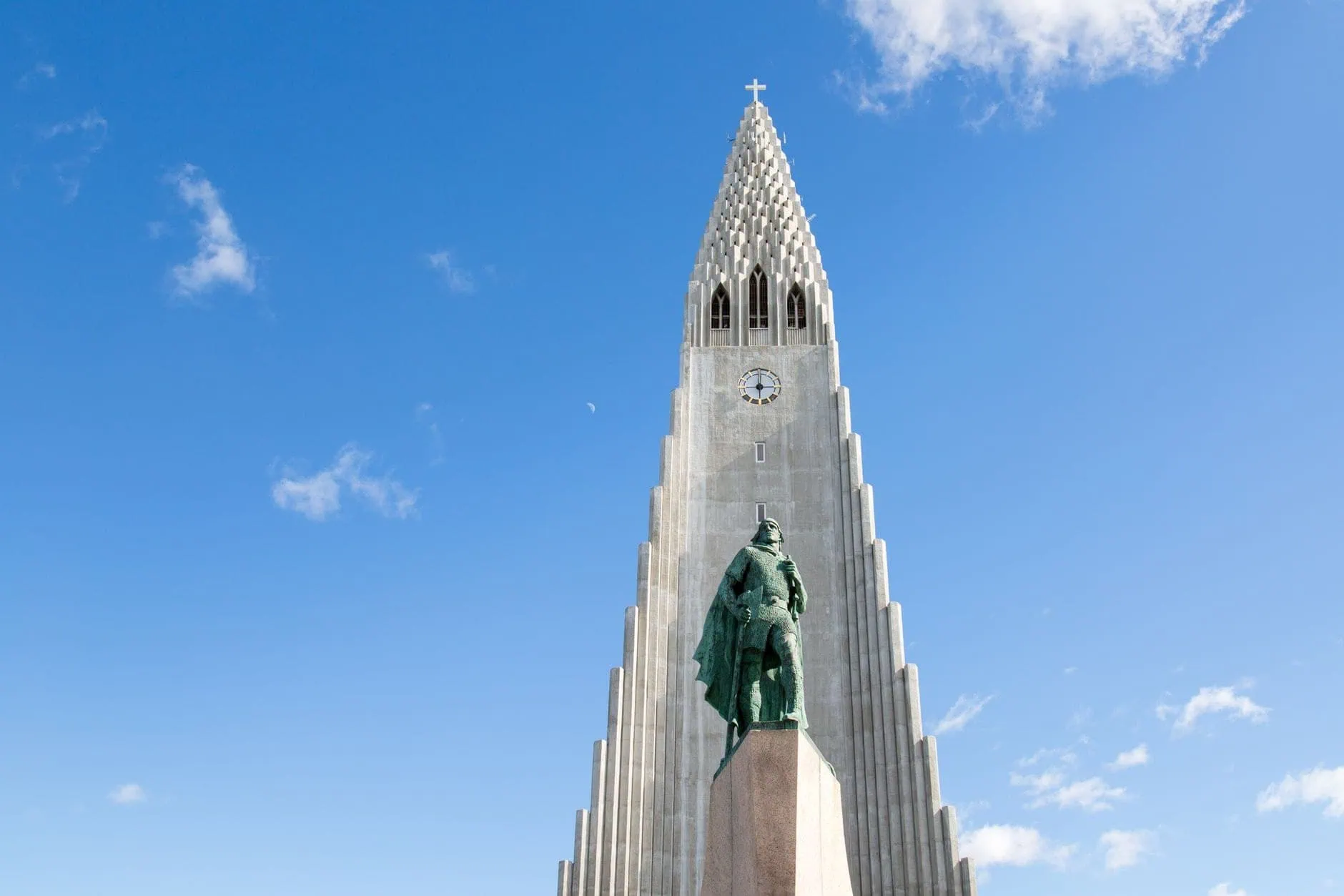 Reykjavík, Island: 15 Tipps, was man sehen und erleben sollte 2 Die Kirche Hallgrímskirkja, das Wahrzeichen von Reykjavík