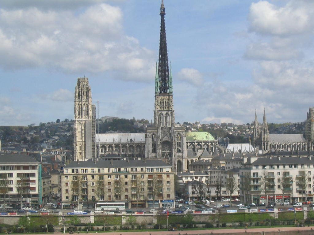 Rouen, Francúzsko: 12 tipov, čo vidieť a robiť v roku 2026 86 Ako sa dostať do Rouenu z Paríža