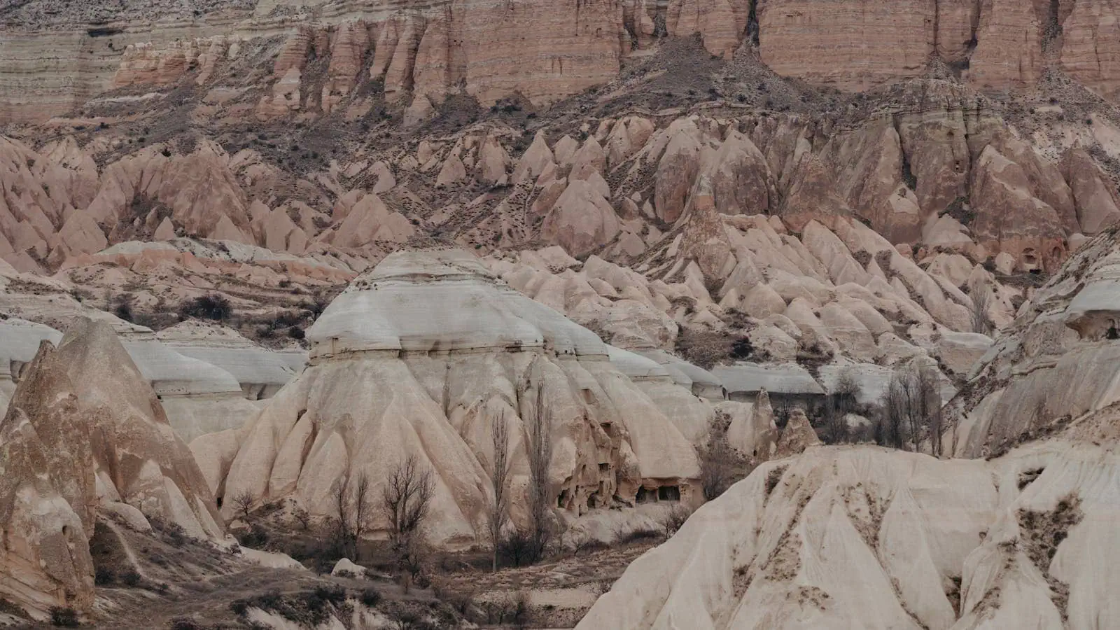 Kapadókia: 13 tipov, čo vidieť a robiť (balóny, Göreme a cave hotely) 10 Rose Valley (Ružové údolie)
