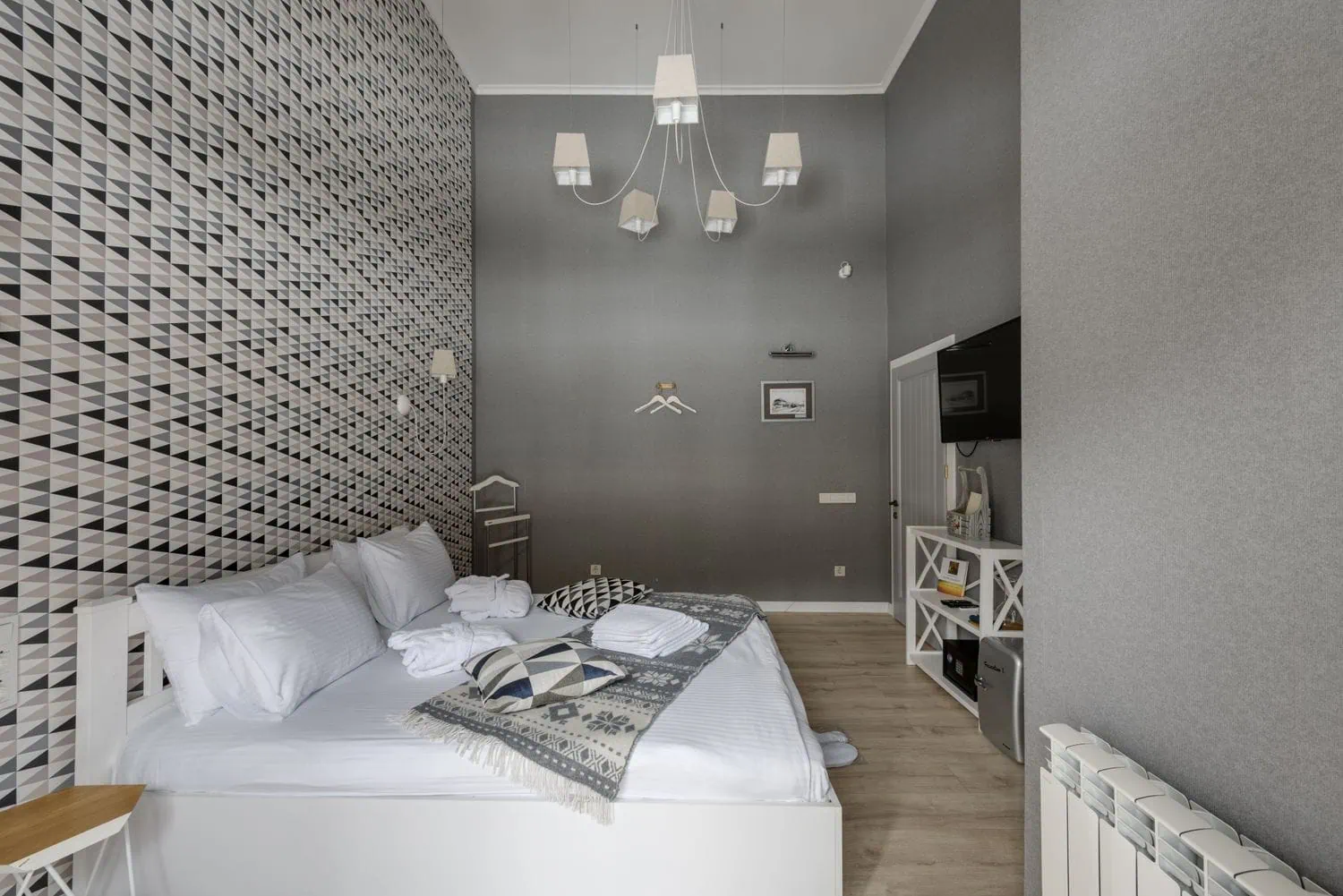 Where to Stay in New York: 17 Hotels by Neighborhood 2026 3 Stylishly furnished hotel room