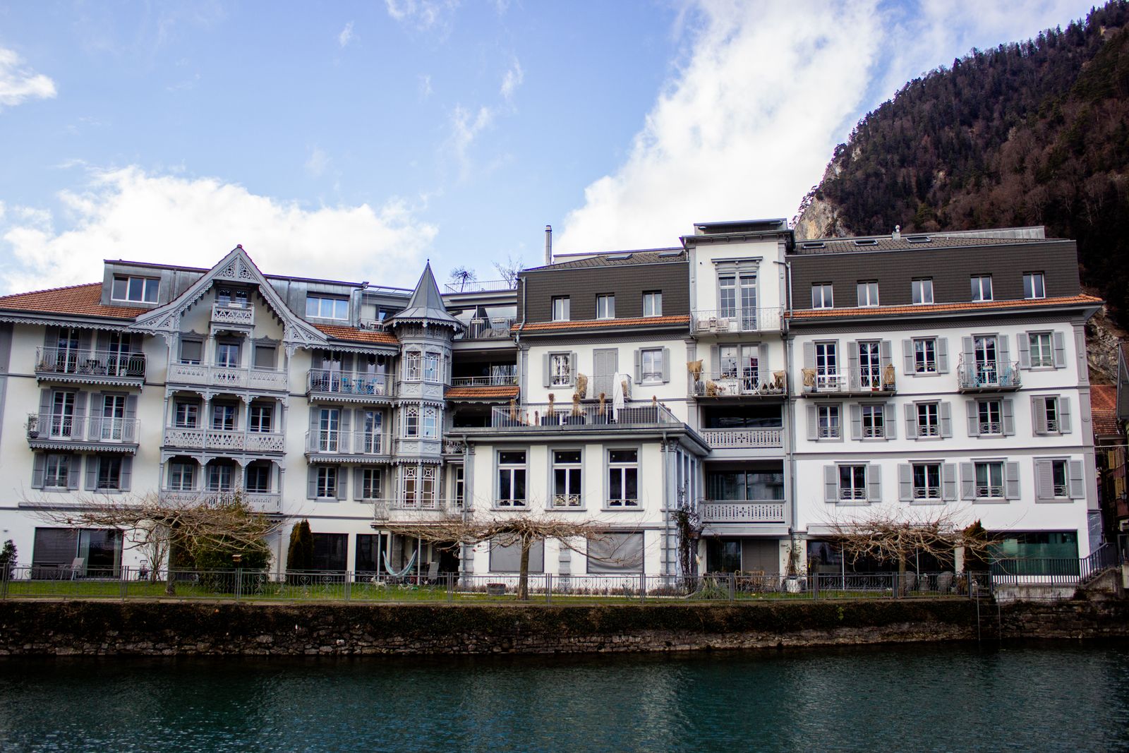 Interlaken (Suiza) y Jungfraujoch: 14 cosas que ver y hacer 2026 2 Cuándo viajar a Interlaken