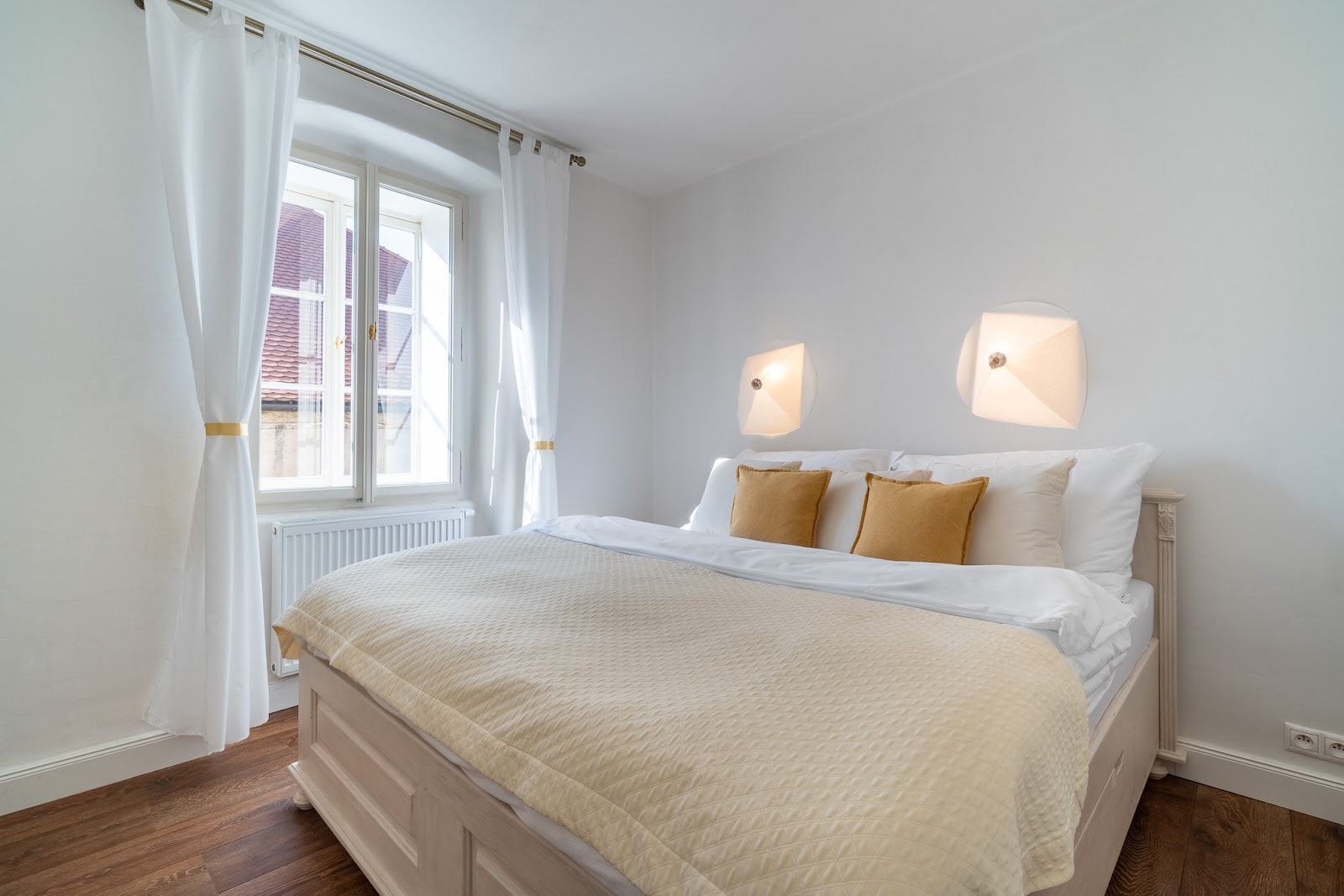 Ce să vezi în Kutná Hora: 10 idei pentru orașul argintului UNESCO în 2026 2 Cameră de hotel boutique în centrul istoric al orașului Kutná Hora