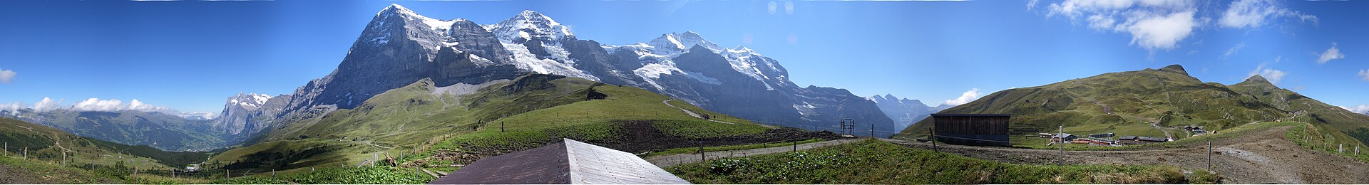 Grindelwald (Suiza): 14 cosas que ver y hacer (First, Bachalpsee y Jungfraujoch) 2026 15 Panorama del Eiger desde Kleine Scheidegg
