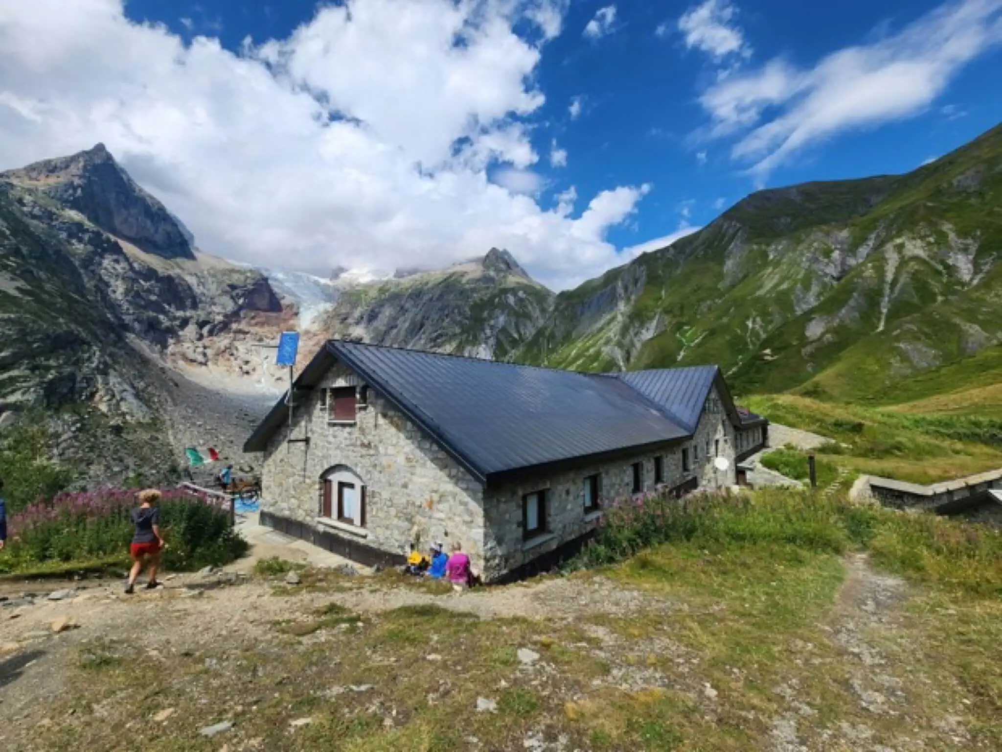 GR20 Corsica Trek: 11 Tips for Europe's Toughest Hike in 2026 6 Stages and mountain huts (refuges) on the GR20