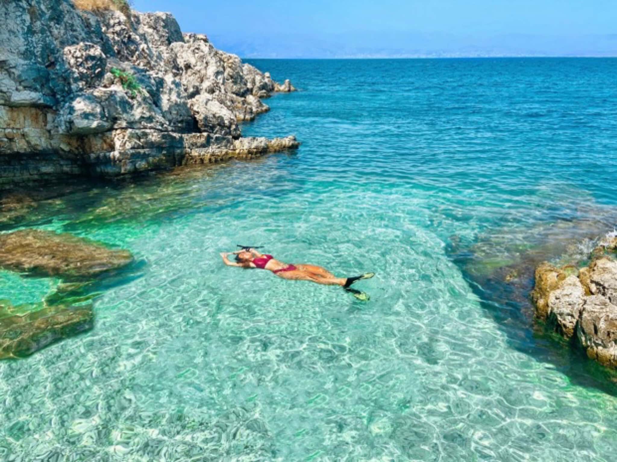 Porto-Vecchio a najkrajšie pláže Korziky: 11 tipov v roku 2026 9 Šnorchlovanie, vodné športy a GetYourGuide výlety
