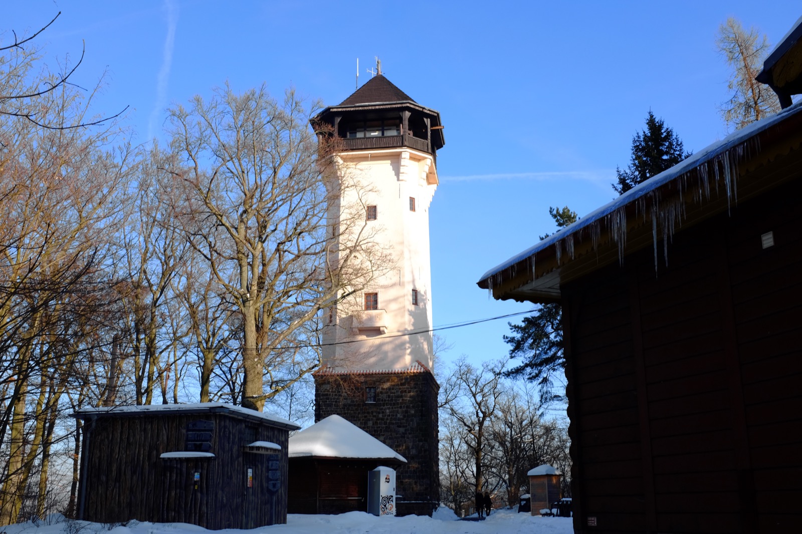 What to See in Karlovy Vary: 9 Tips for Colonnades, Spas & Day Trips 2026 11 The Diana Lookout Tower above Karlovy Vary