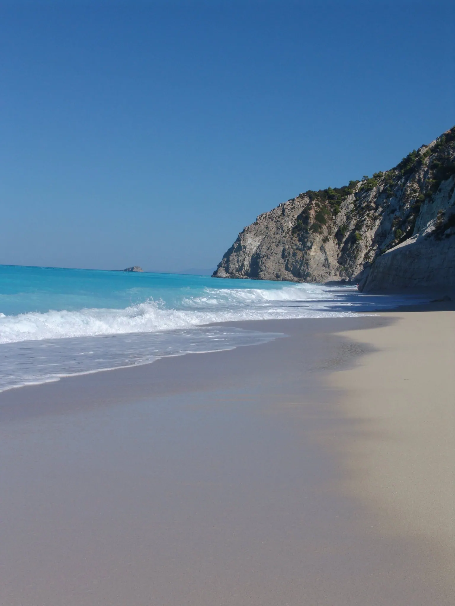 Egremni Beach a jej zložitý prístup