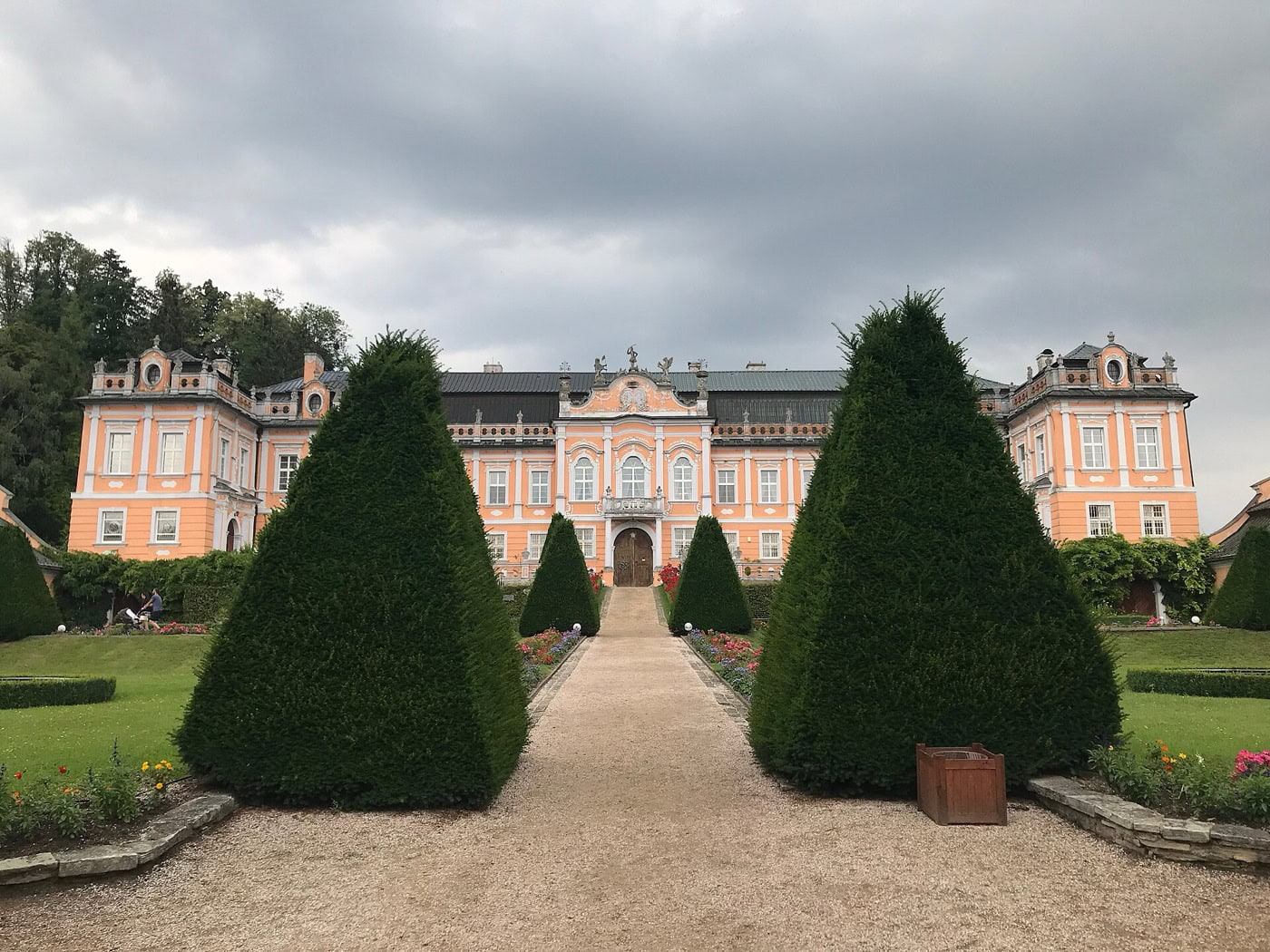 Ce să vezi în Litomyšl: 8 idei pentru orașul-castel UNESCO 2026 12 Castelul rococo Nové Hrady, Versailles-ul ceh, lângă Litomyšl