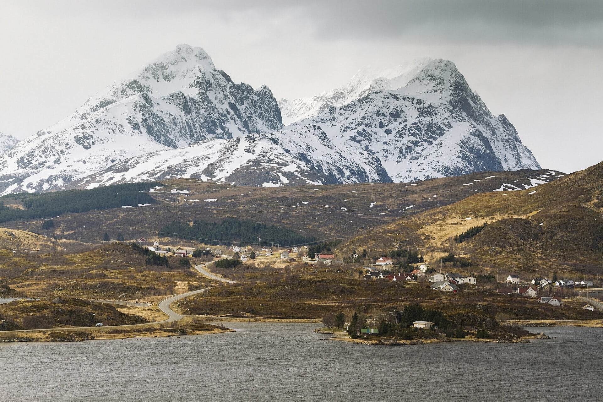 Isole Lofoten in auto: road trip lungo la strada E10 2 Quando partire per questo viaggio e come pianificare i giorni