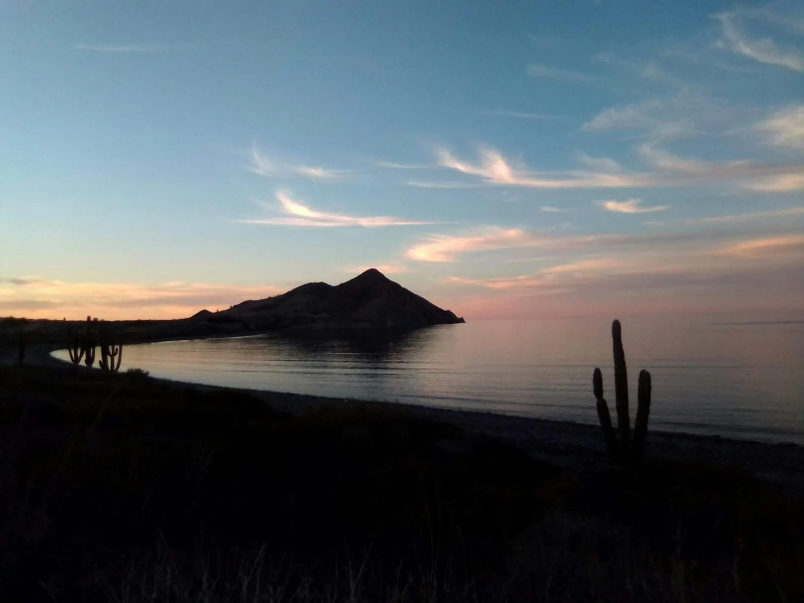 Baja California Road Trip: 10-Day Itinerary + Whales & Beaches 10 Bay near Loreto