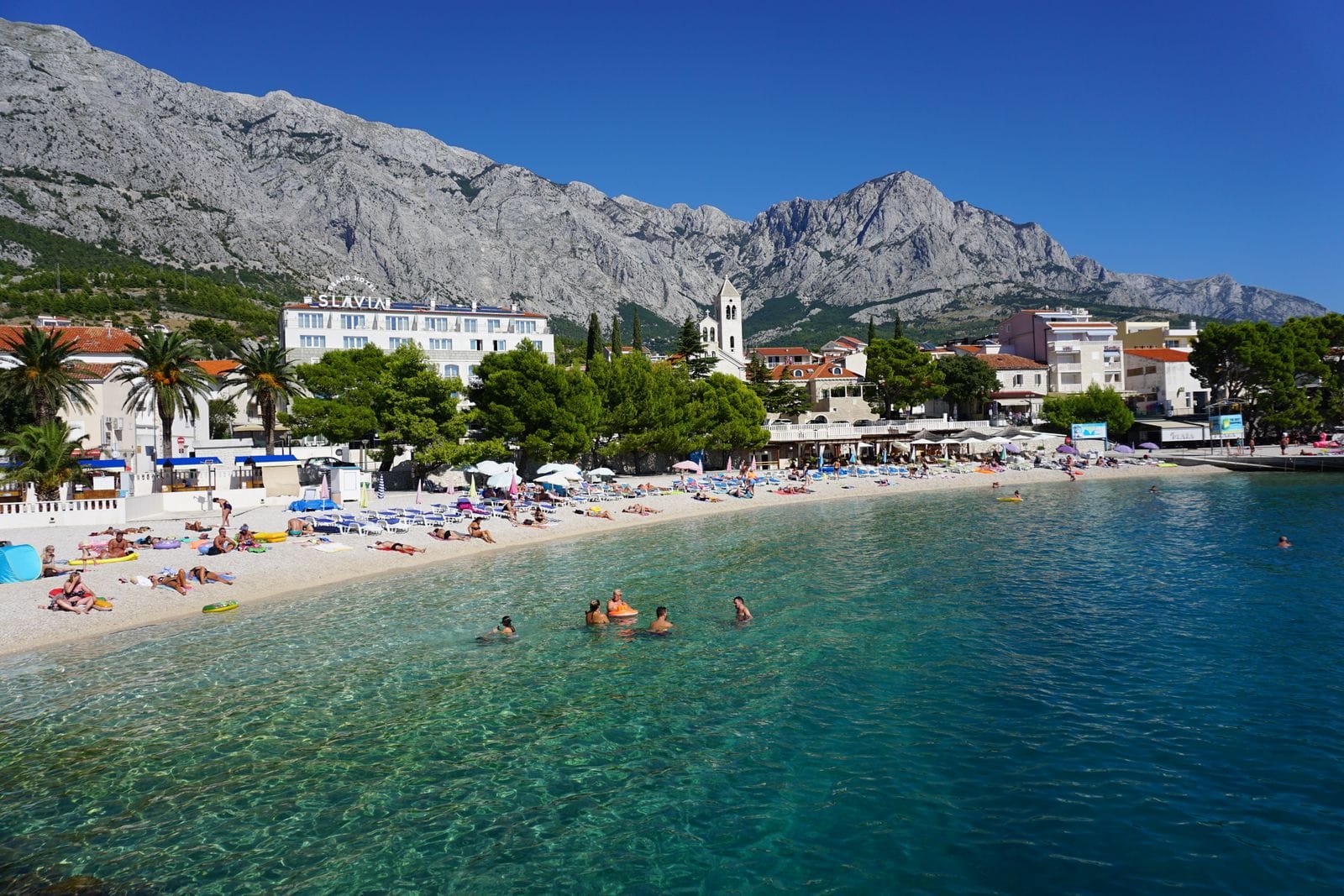 Makarska, Croația: 12 idei ce să vezi și faci în 2026 13 Bucură-te de relaxare în stațiunile Baška Voda și Tučepi
