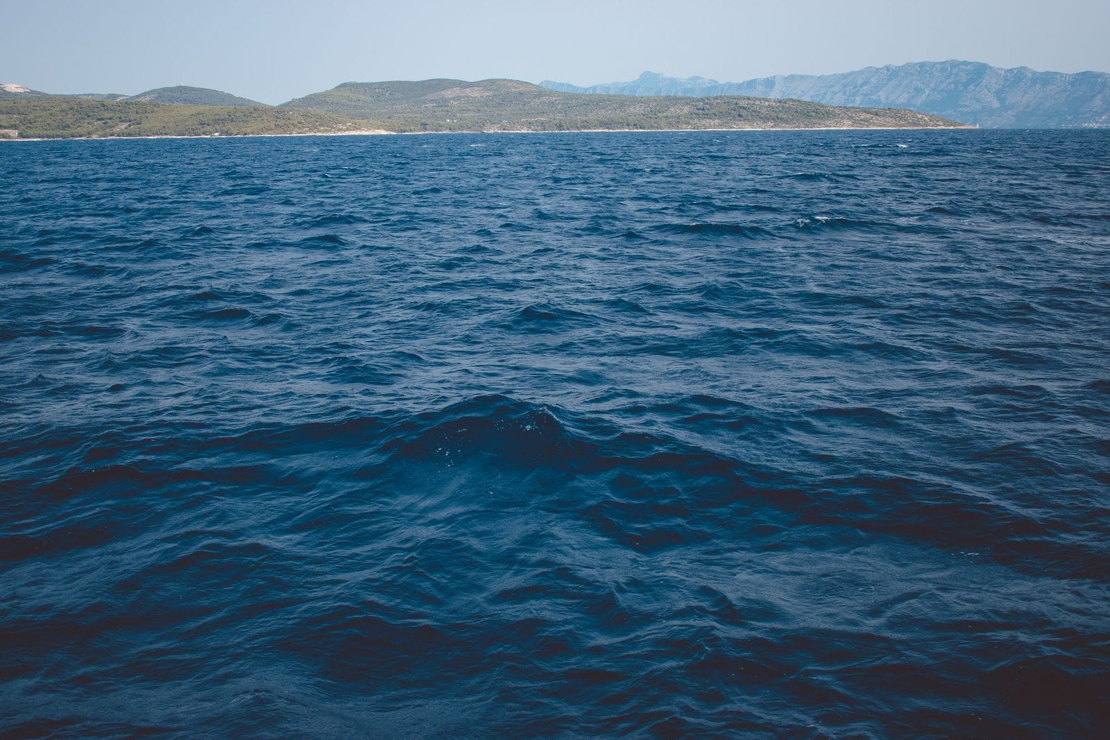 Makarska, Croația: 12 idei ce să vezi și faci în 2026 17 Trăiește rafting și zipline în canionul râului Cetina