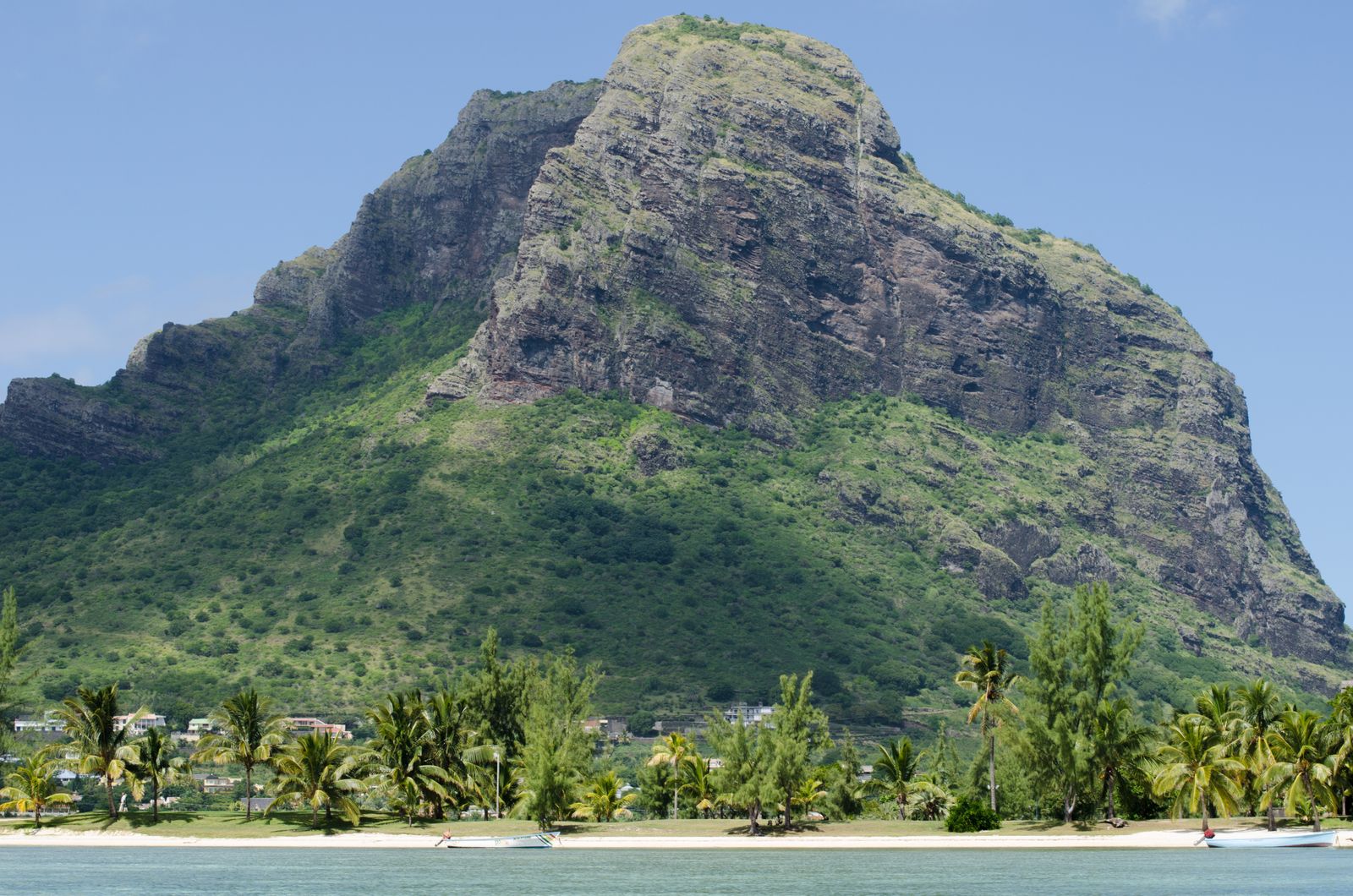 Maurício: viagem, 21 dicas do que ver e quando ir 2026 6 Subida à montanha Le Morne Brabant