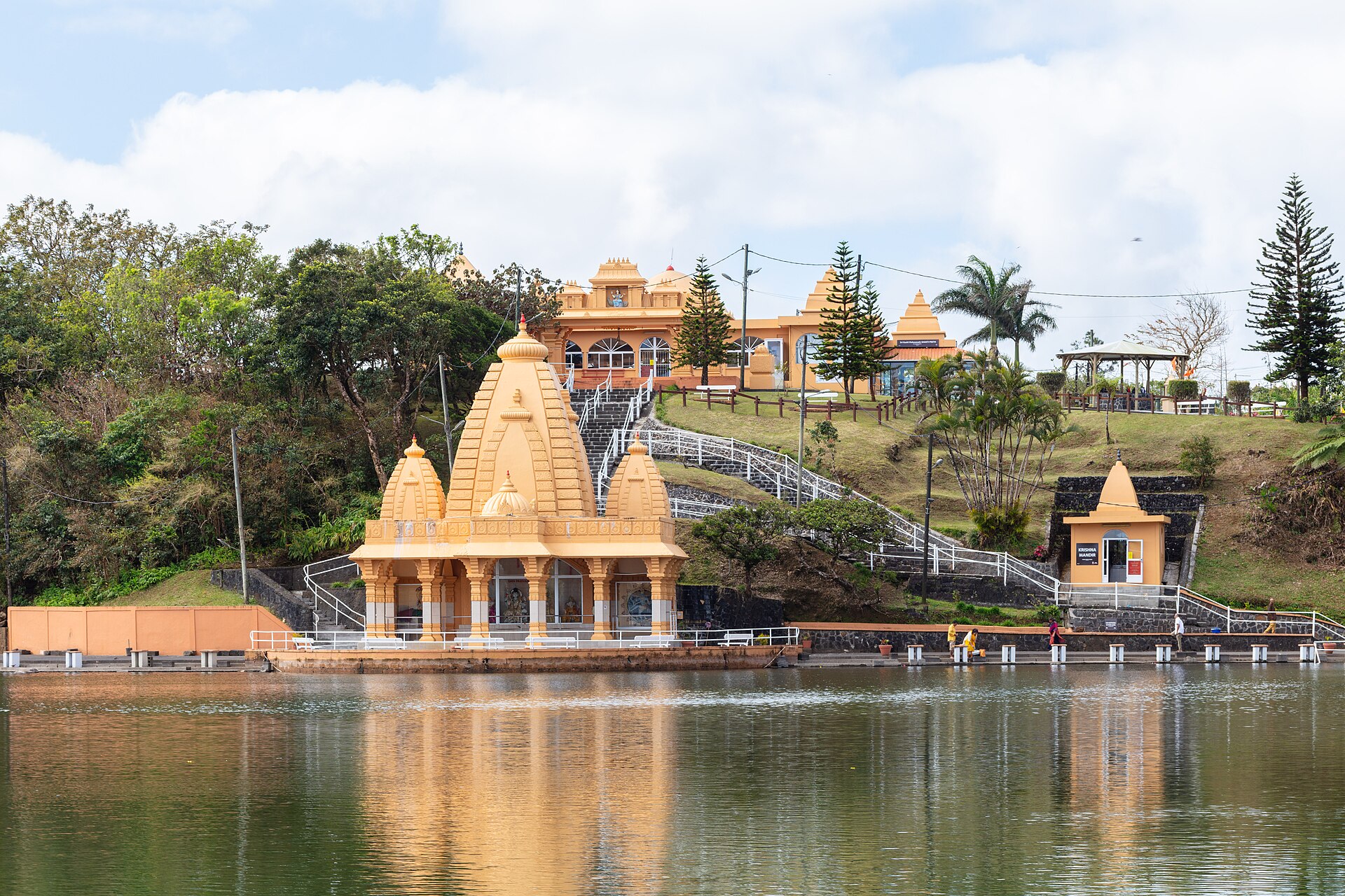 Maurício: viagem, 21 dicas do que ver e quando ir 2026 10 Estátua de Shiva junto ao lago sagrado de Grand Bassin