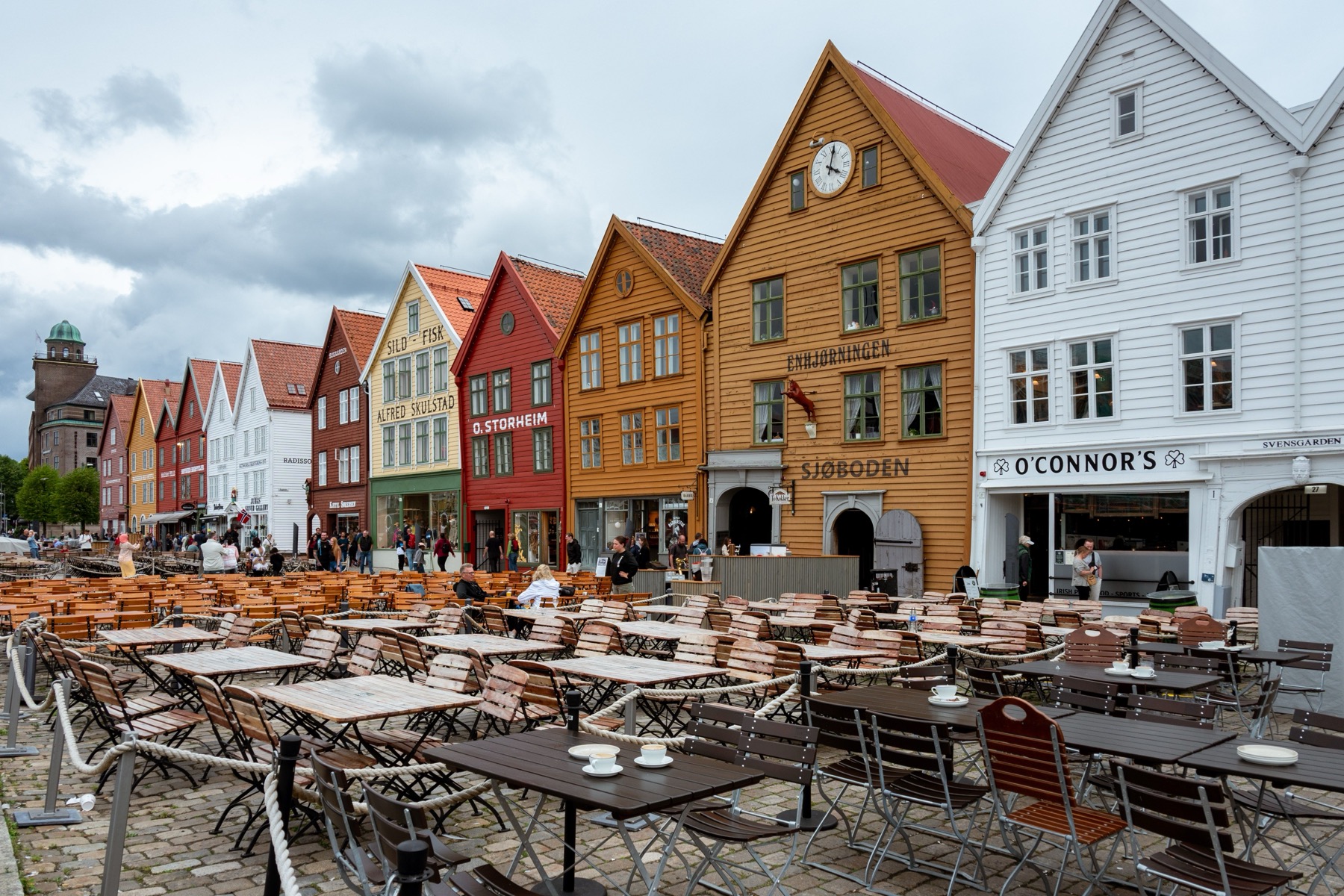Bergen, Norsko: 14 tipů, co vidět v bráně k norským fjordům 16 Streetfood, kavárny a vegetariánské jídlo