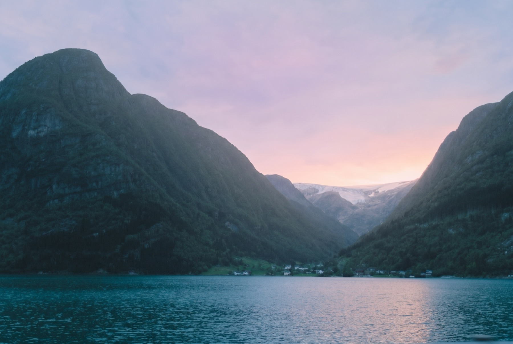 Norwegische Fjorde: Die 12 schönsten, die du 2026 sehen solltest 22 Fjorde auf der UNESCO-Liste