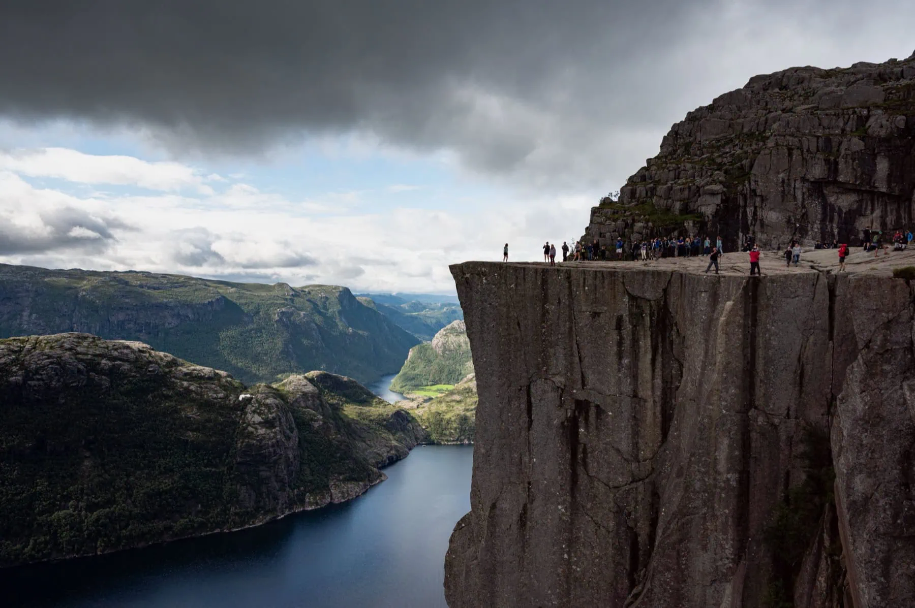 Preikestolen: túra a Szószékre lépésről lépésre 2026-ban 4 Túra a Szószékre