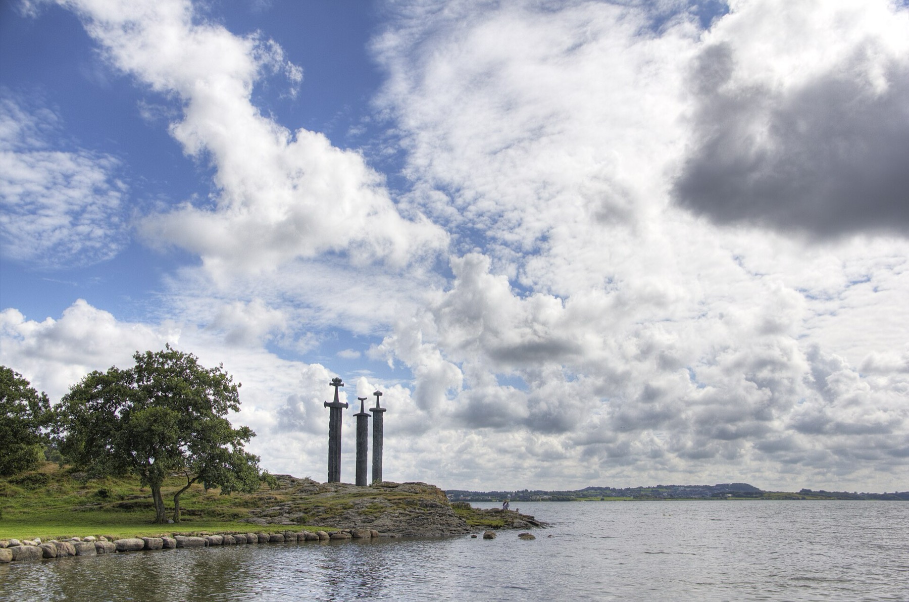 Stavanger, Noruega: 12 lugares que ver en la puerta a Preikestolen 2026 16 Monumento Sverd i fjell