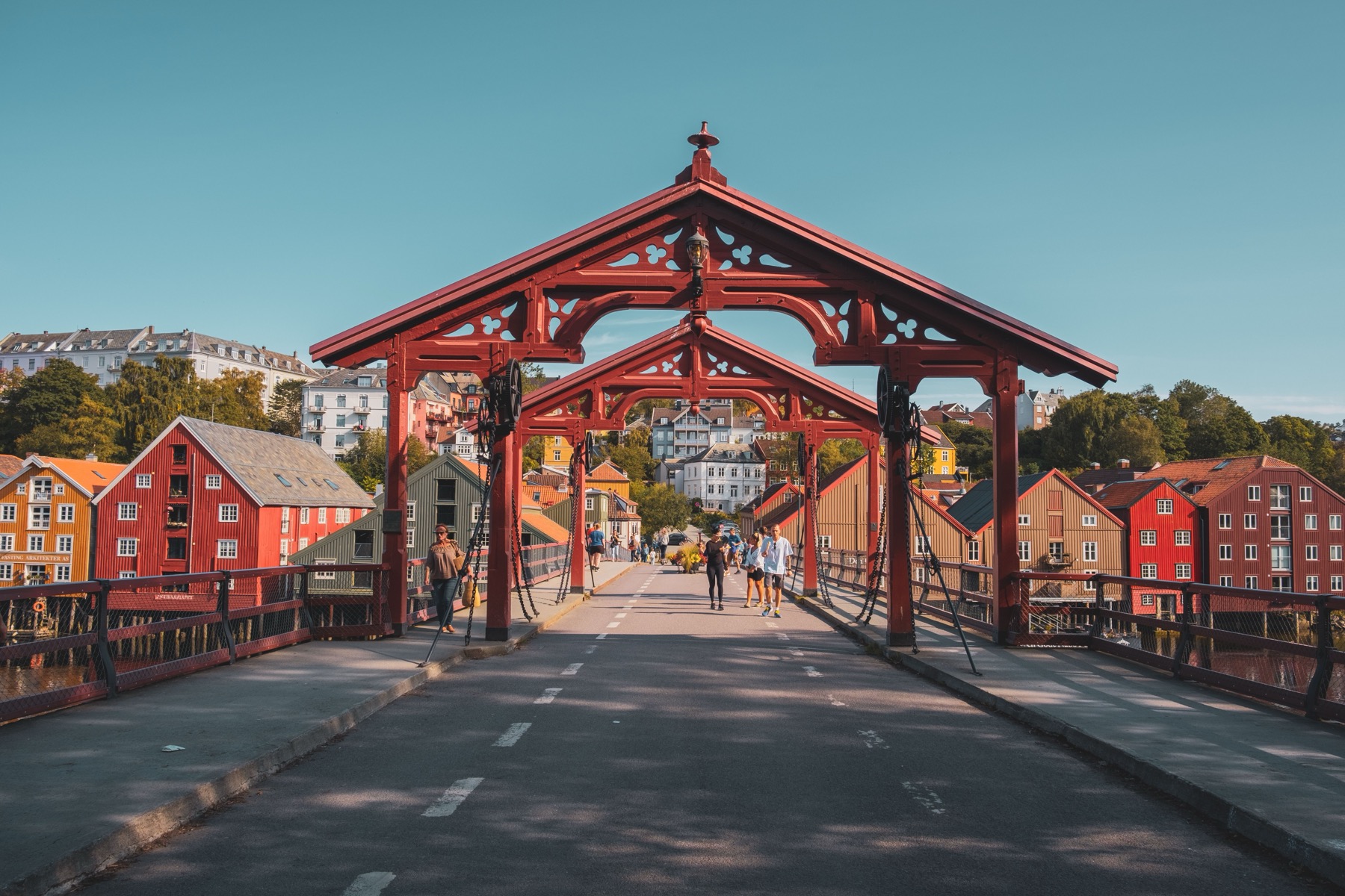 Trondheim, Norsko: 12 tipů, co vidět ve městě katedrály Nidaros 11 Starý most Gamle Bybro