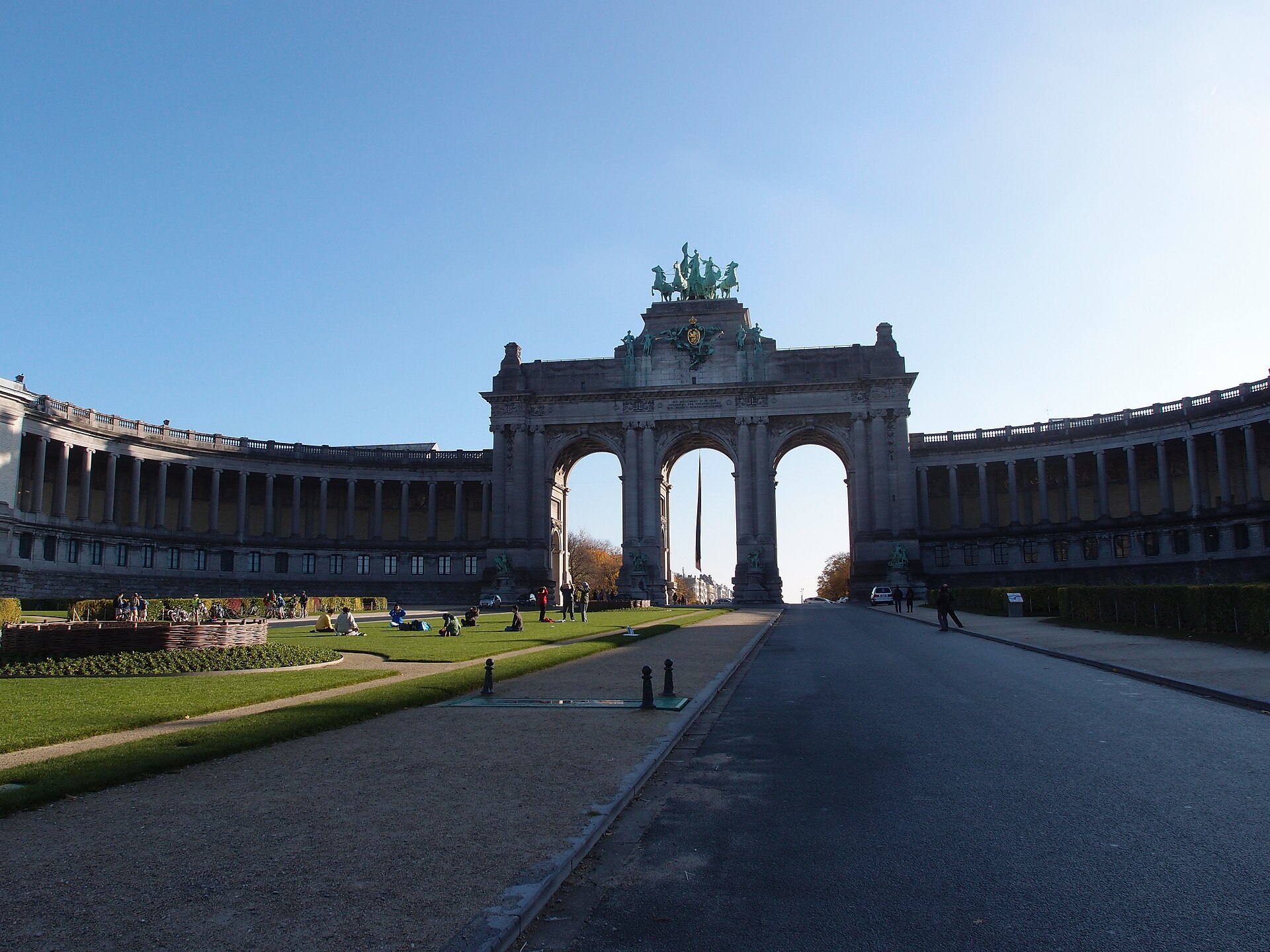 Bruksela: 19 atrakcji, które warto zobaczyć w 2026 roku 17 Parc du Cinquantenaire