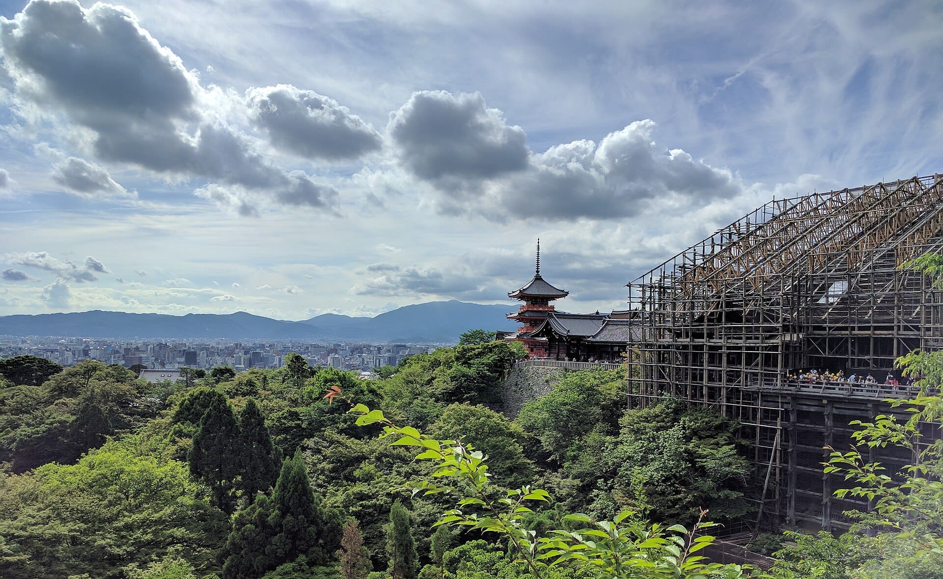 Vacanță în Japonia: 21 de sfaturi despre ce să vezi în 2026 13 Străduțele istorice din Gion și templul Kiyomizu-dera