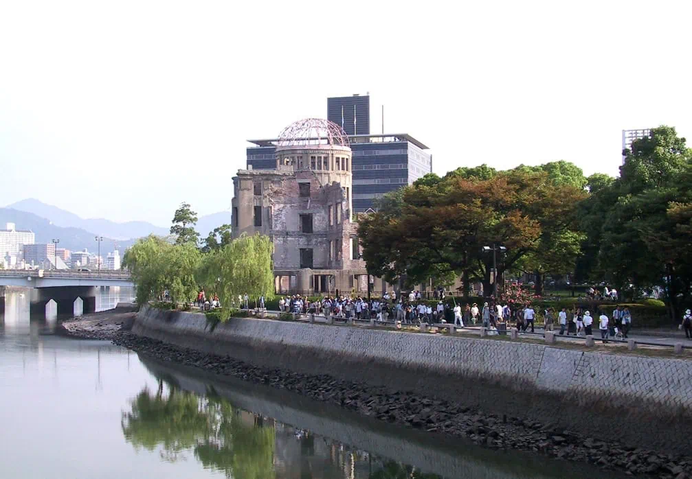 Japan Urlaub: 21 Tipps, wohin und was man 2026 sehen sollte 19 Hiroshima und das Vermächtnis der dunklen Geschichte