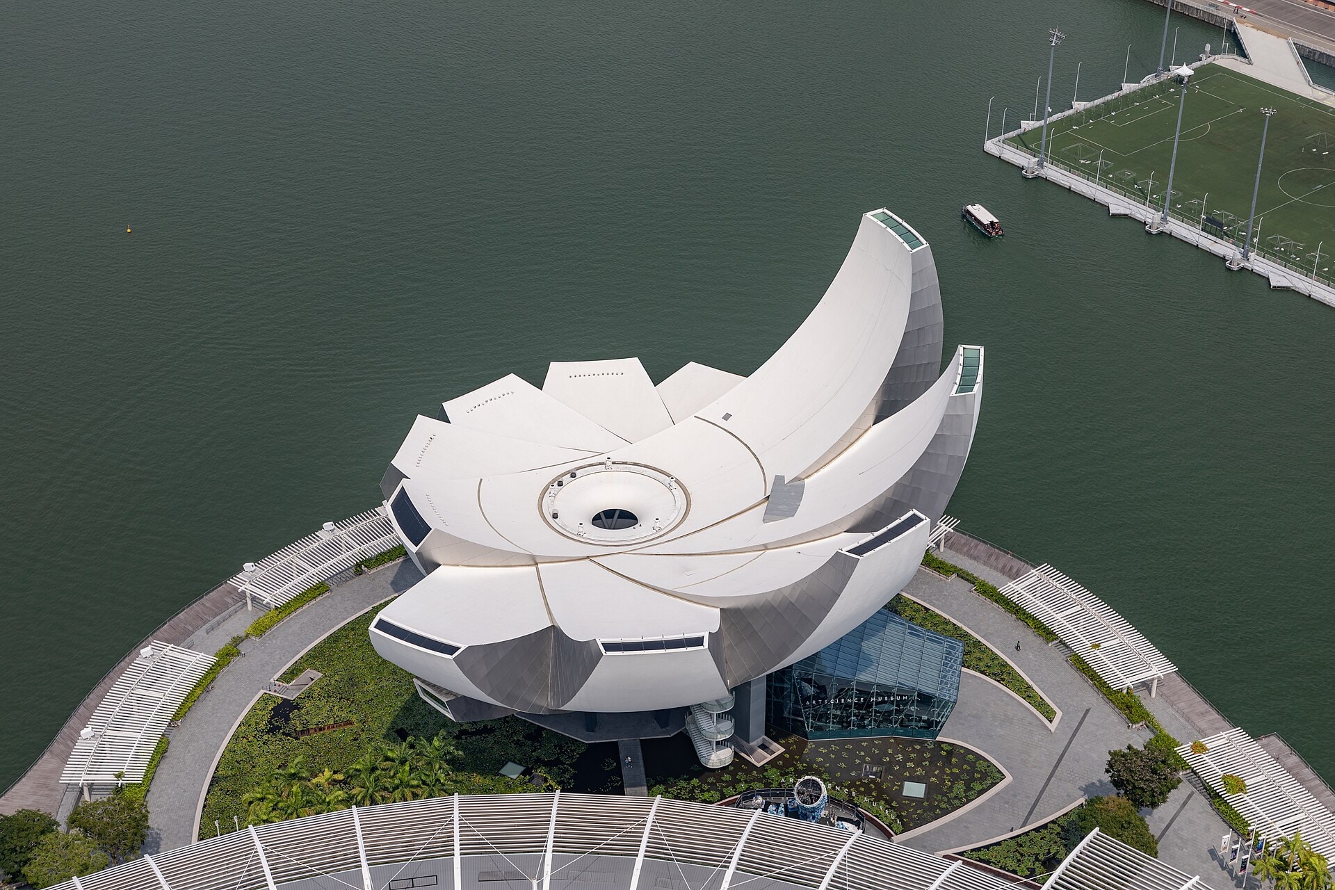 Singapore Holiday: 21 Best Things to See and Do in 2026 54 Marina Bay Sands and the SkyPark viewpoint