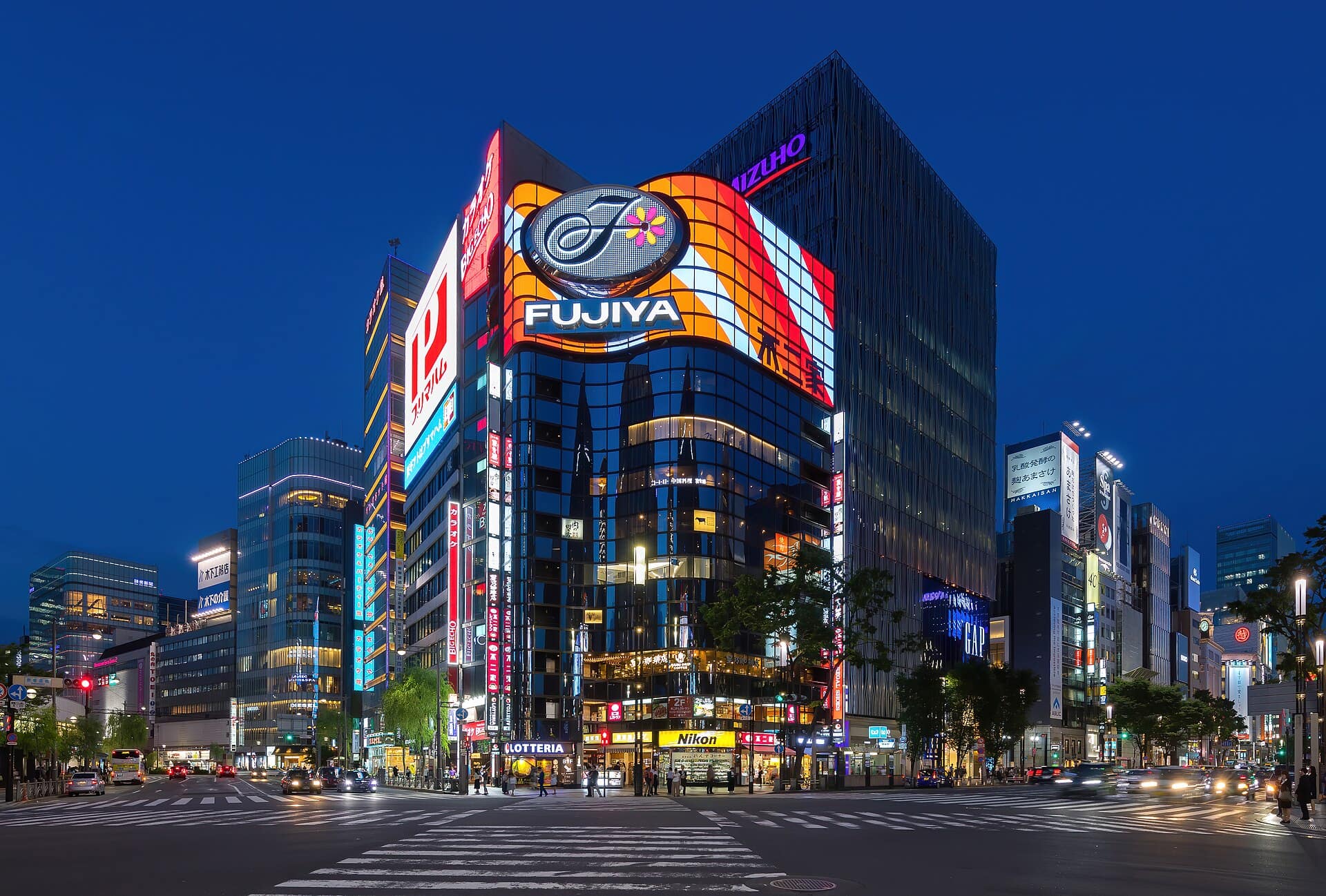 Tokio, Japonia: 25 de lucruri de văzut și făcut în 2026 22 Cumpărături de lux pe Ginza