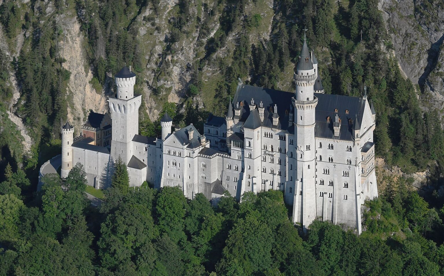 Německo 2 Zámek Neuschwanstein: 14 tipů, co vidět a dělat kolem v roce 2026