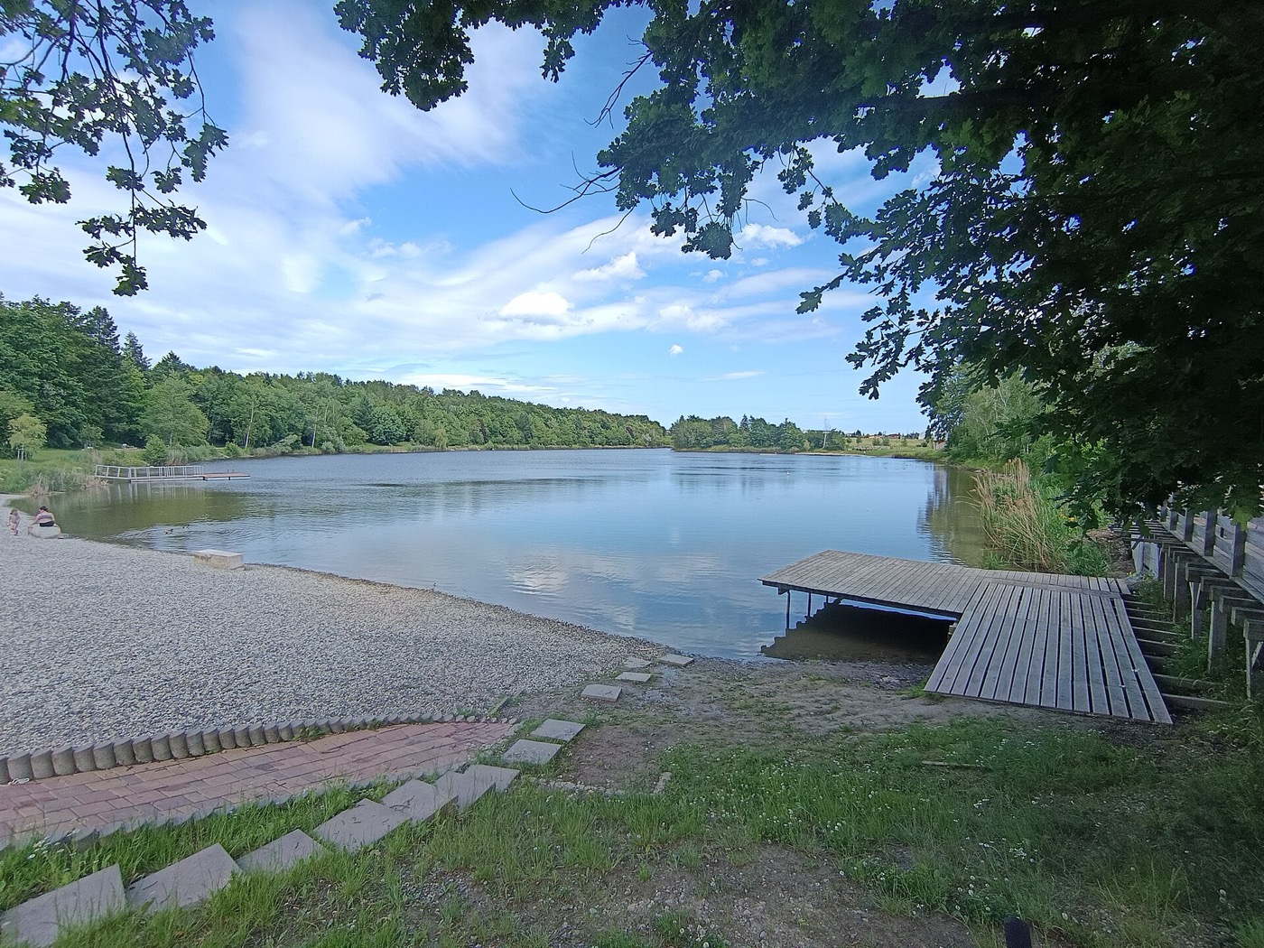 Que voir à Opava : 9 idées de visites et d'activités en 2026 12 Le Lac d'Argent (Sádrák) à Opava-Kateřinky