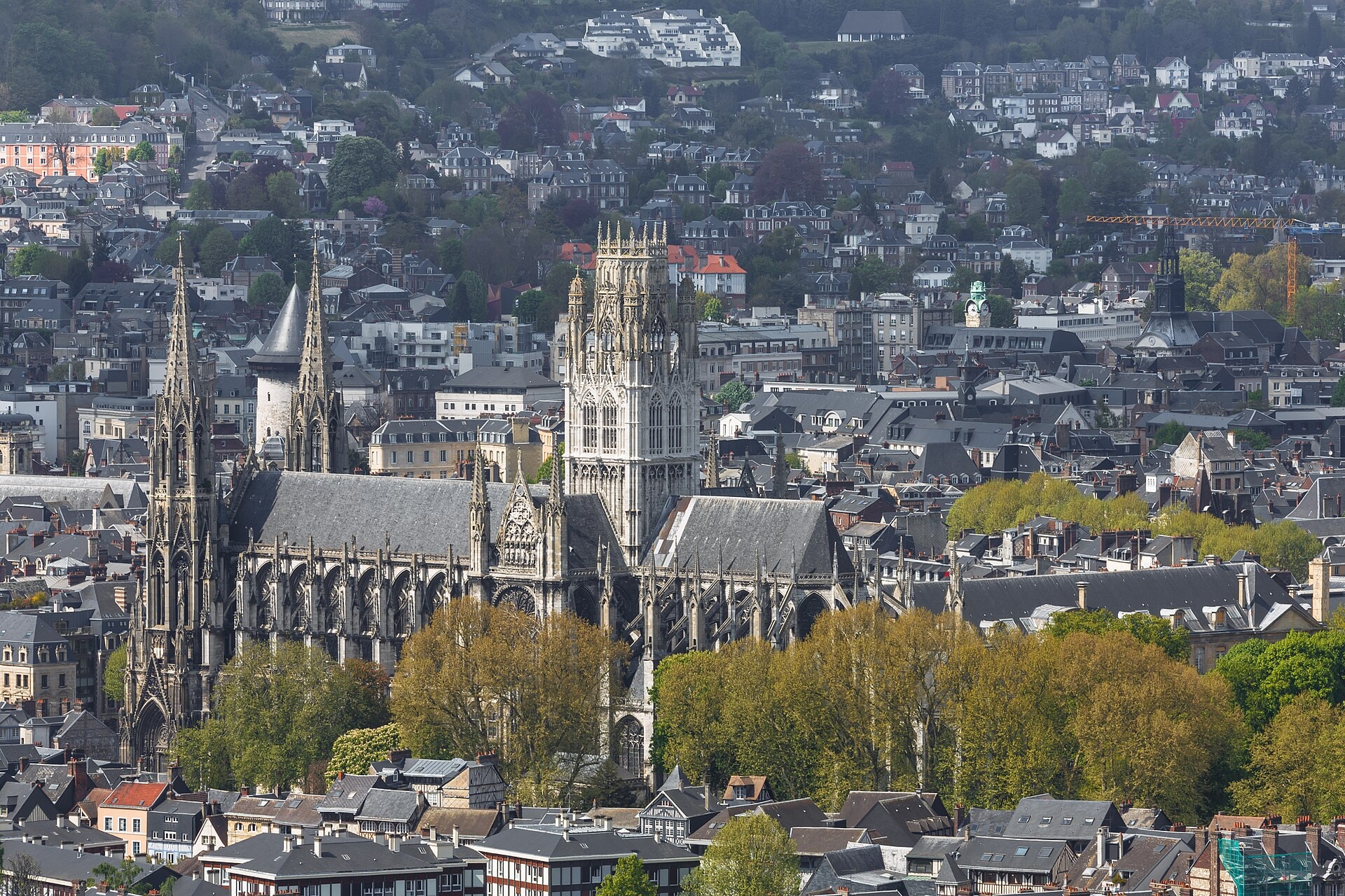 Rouen, Francúzsko: 12 tipov, čo vidieť a robiť v roku 2026 95 Opátstvo Saint-Ouen