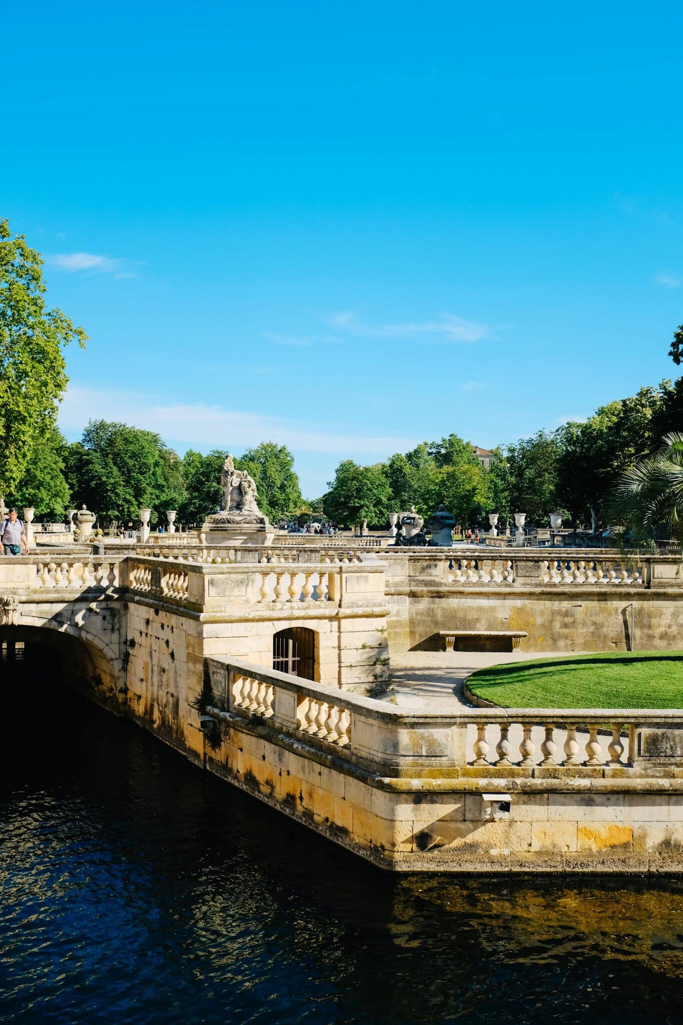 Nîmes och Pont du Gard: 12 tips för det romerska Frankrike 2026 9 Jardins de la Fontaine Nîmes